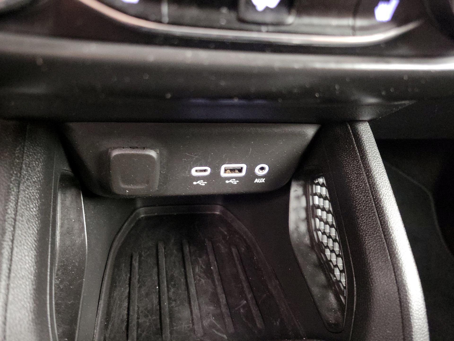 Thumbnail: 2023 Chevrolet TrailBlazer - 18