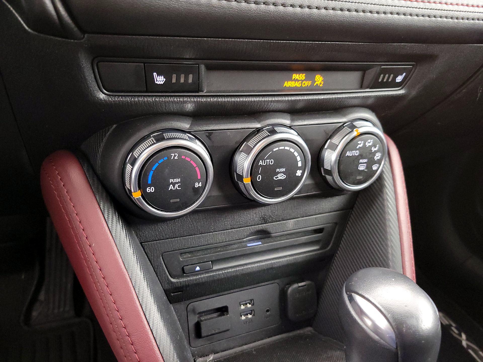 Thumbnail: 2016 Mazda CX-3 - 17