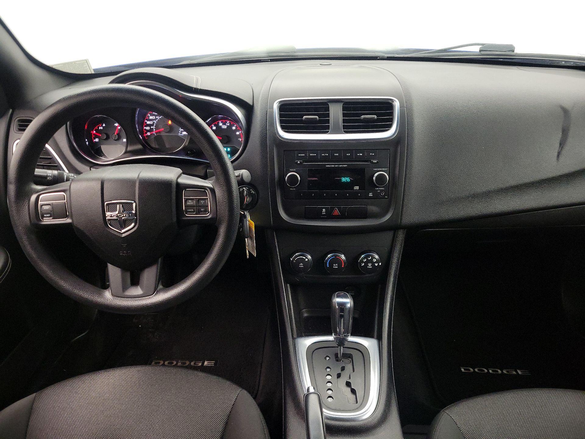 Thumbnail: 2014 Dodge Avenger - 9