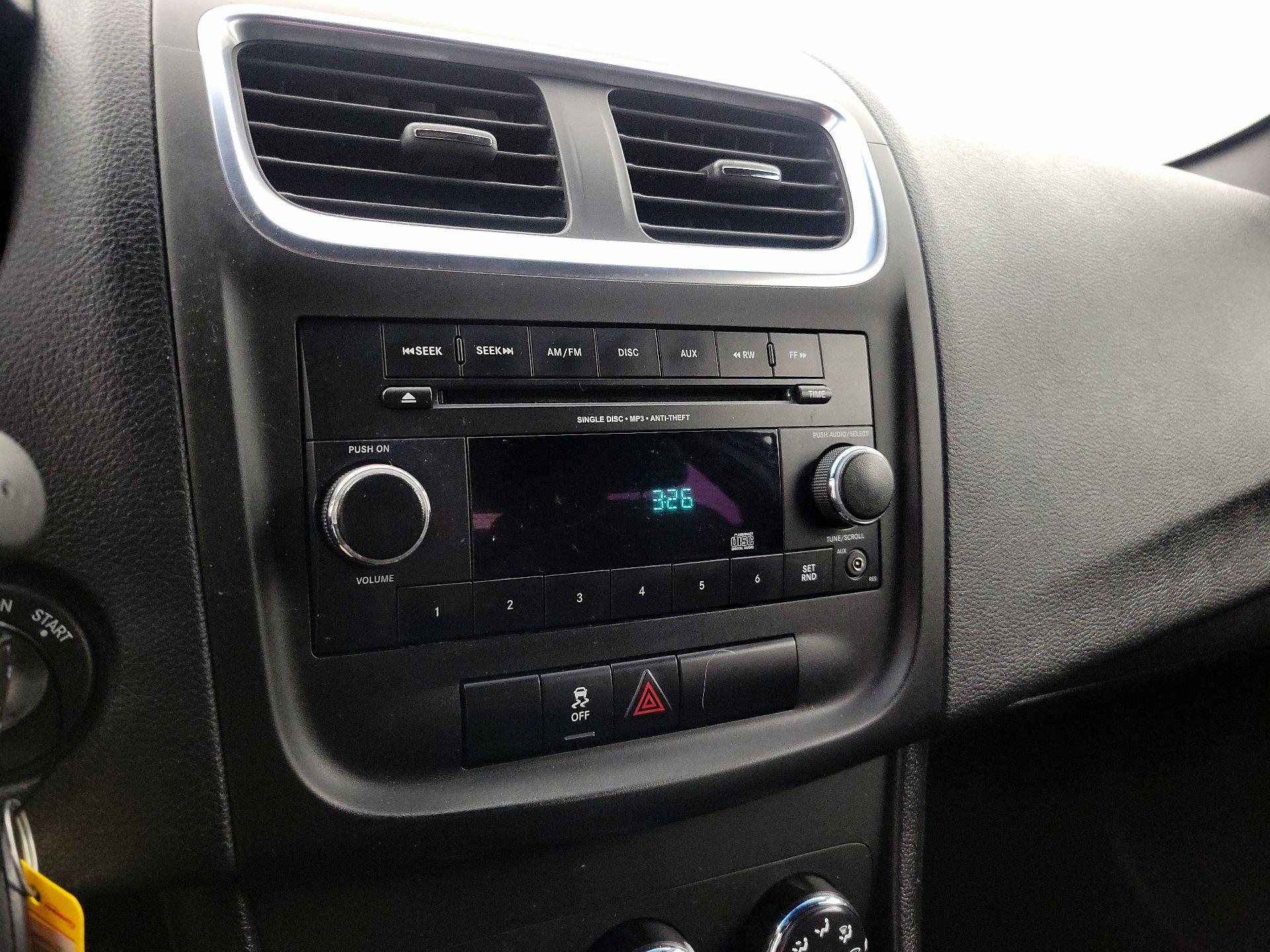 Thumbnail: 2014 Dodge Avenger - 13