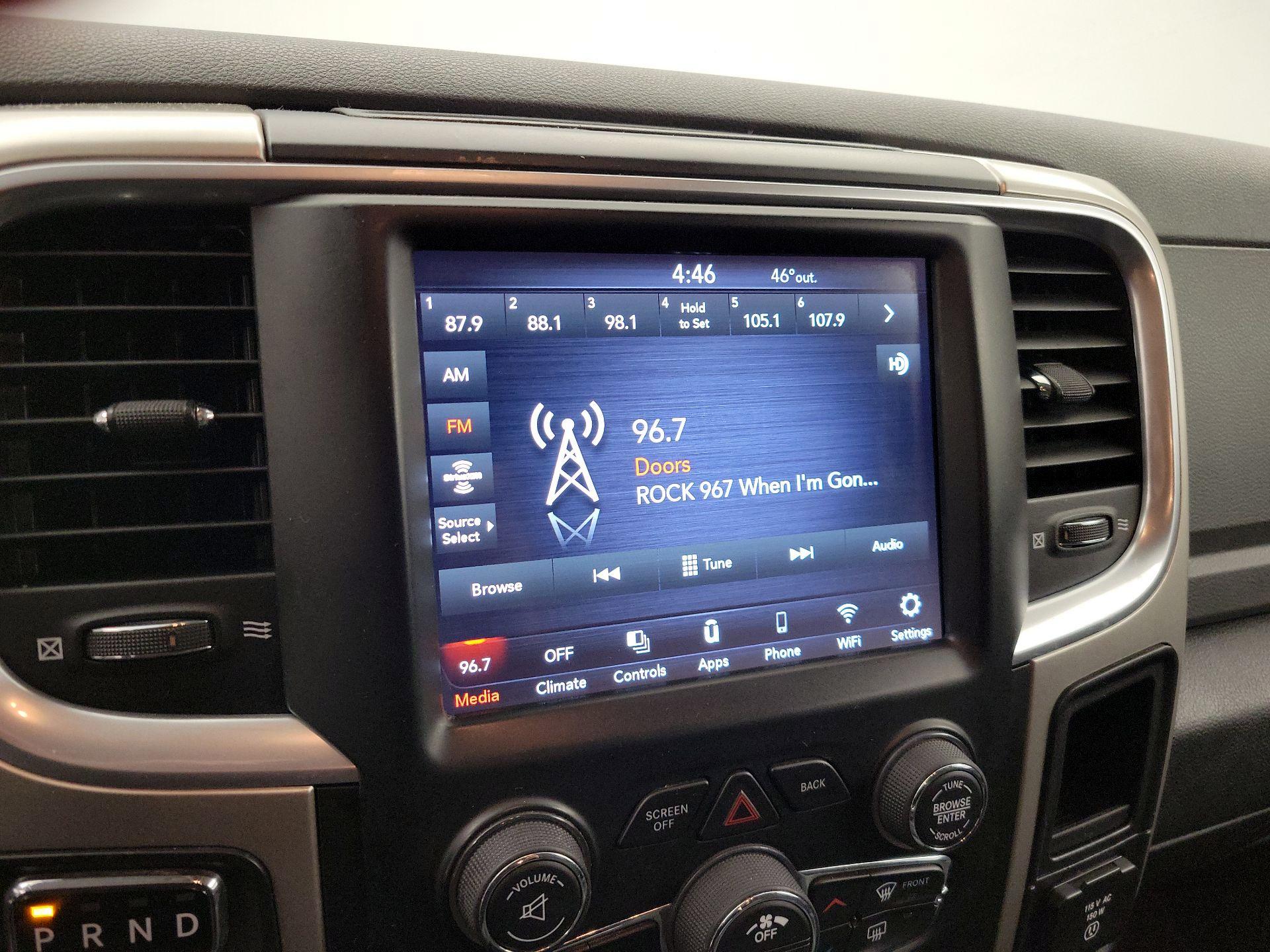 Thumbnail: 2019 RAM 1500 Classic - 15