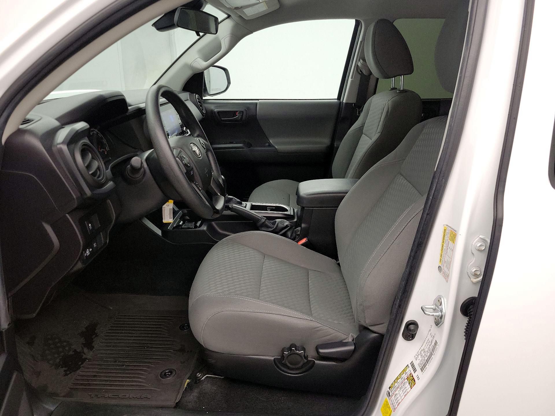 Thumbnail: 2022 Toyota Tacoma - 11