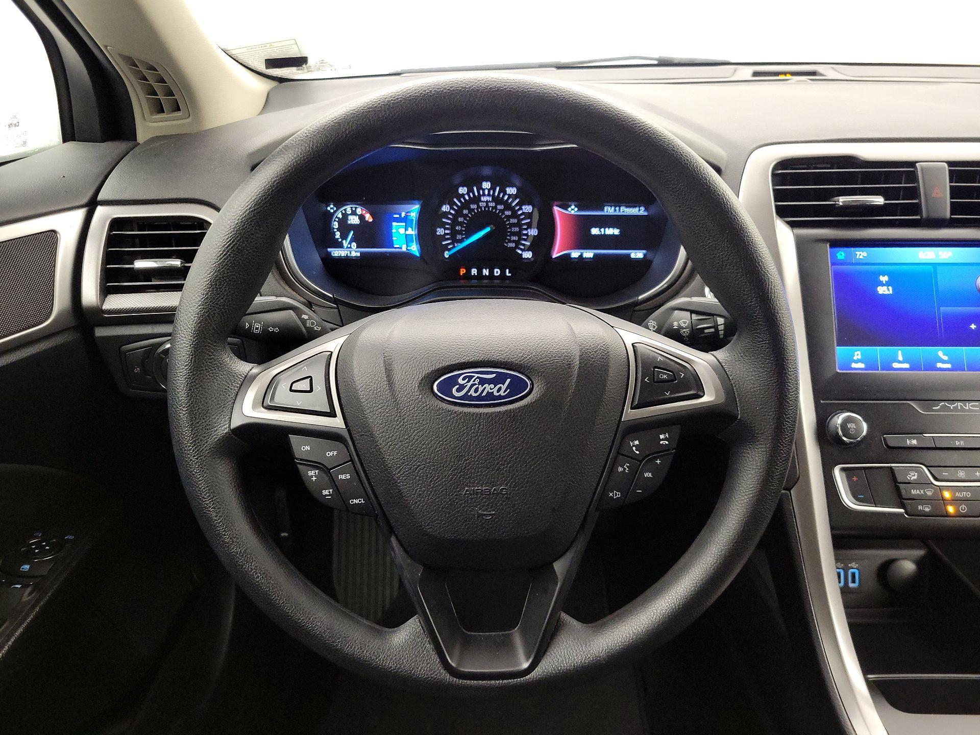 Thumbnail: 2020 Ford Fusion - 10