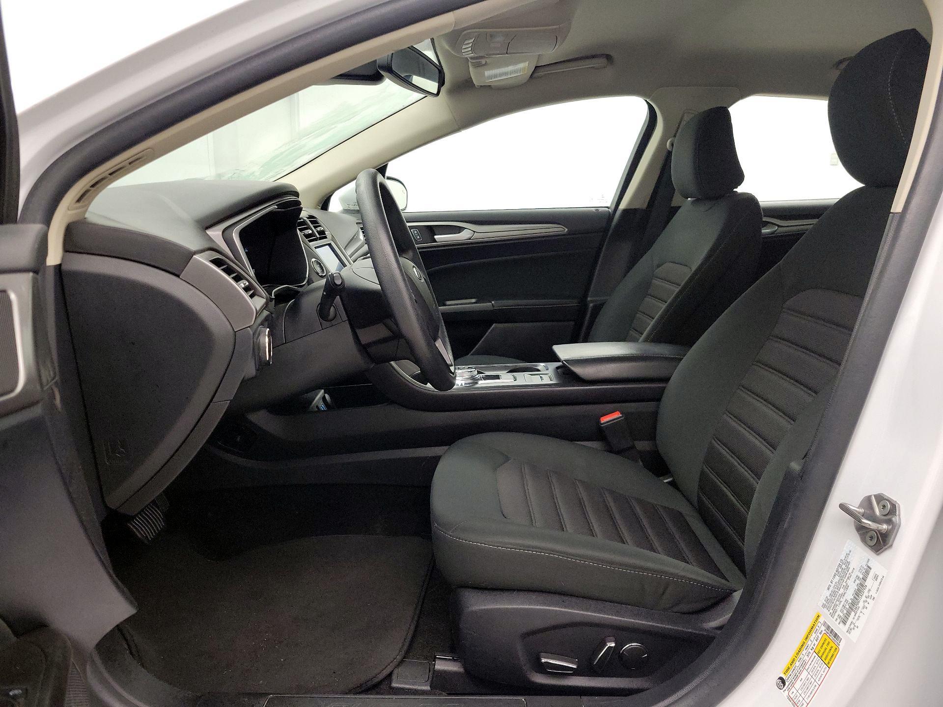 Thumbnail: 2020 Ford Fusion - 11