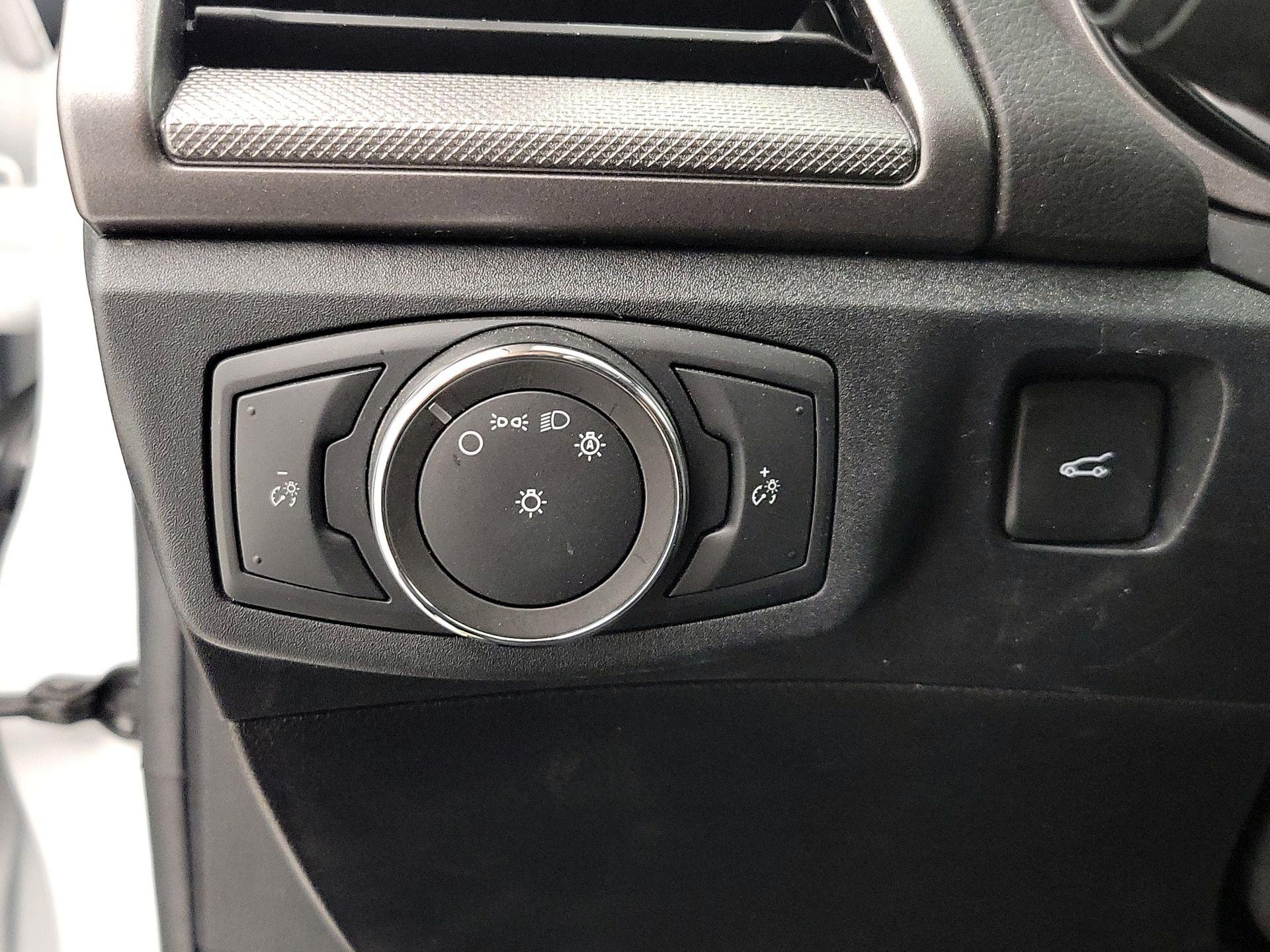 Thumbnail: 2020 Ford Fusion - 13