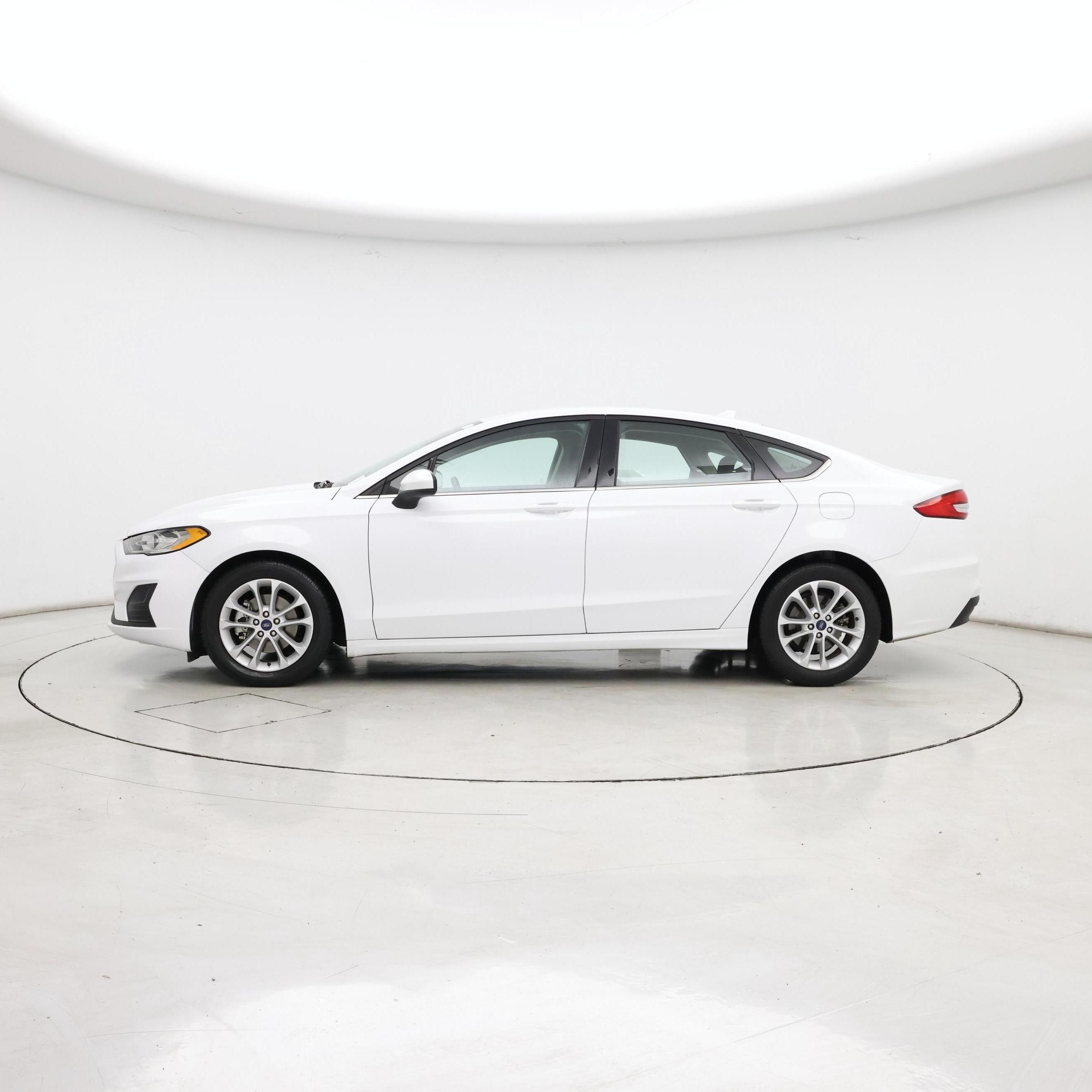 Thumbnail: 2020 Ford Fusion - 3