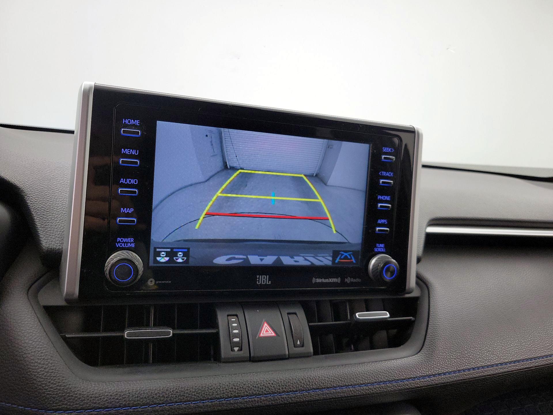 Thumbnail: 2020 Toyota RAV4 - 15