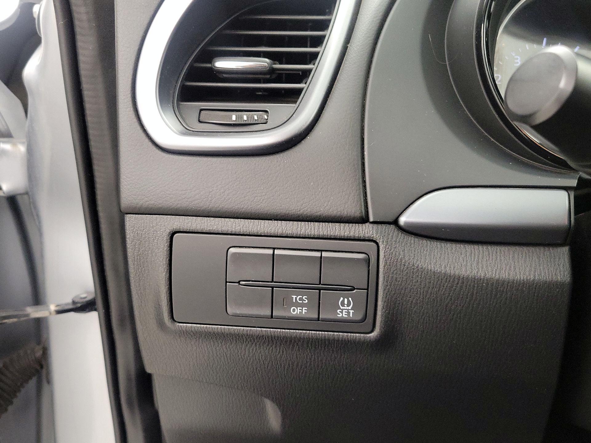 Thumbnail: 2016 Mazda CX-9 - 13