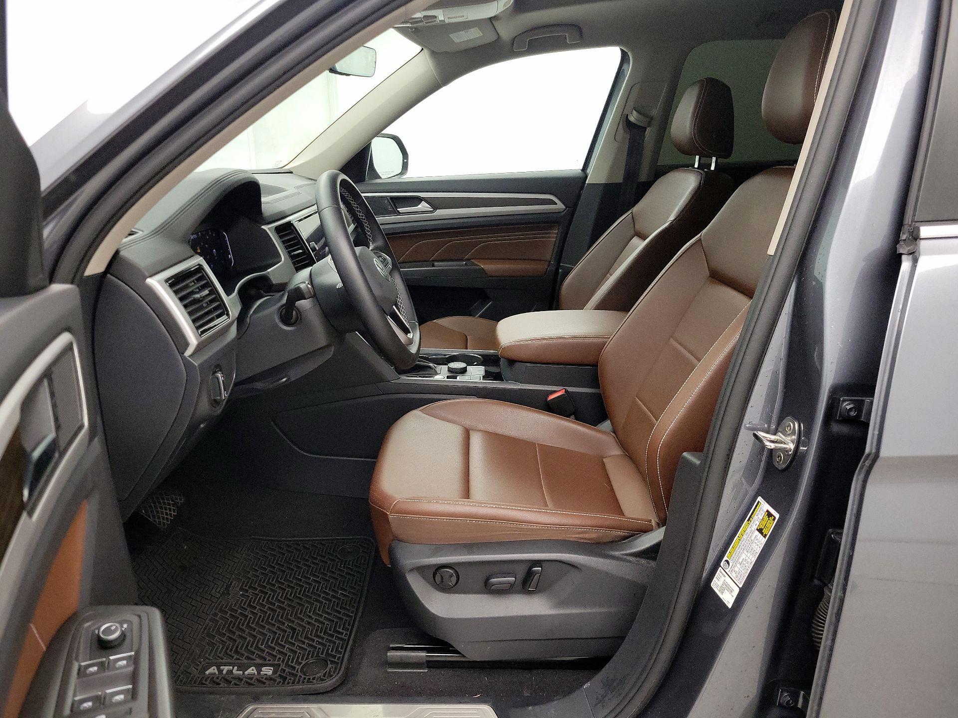 Thumbnail: 2022 Volkswagen Atlas - 11