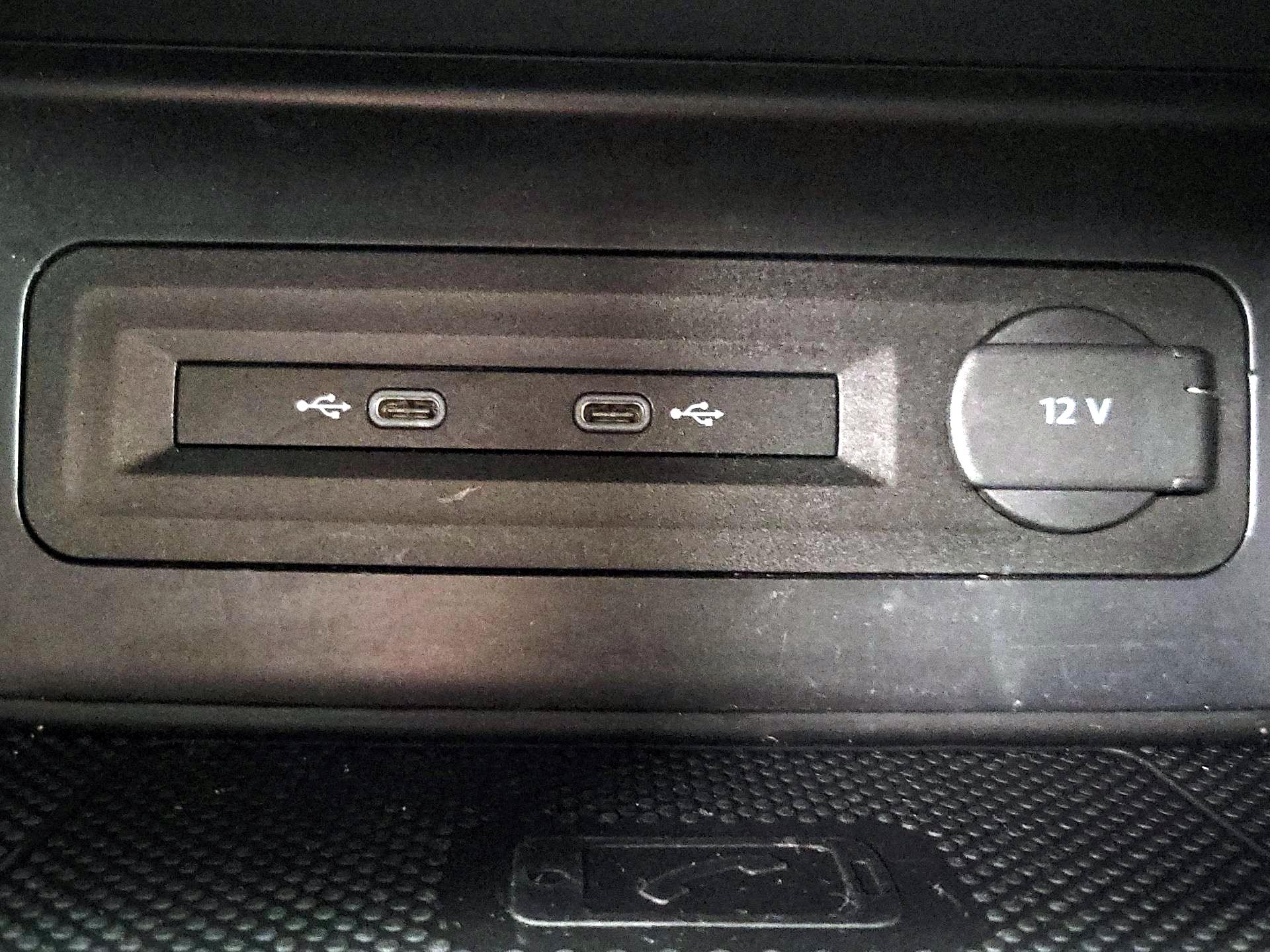 Thumbnail: 2022 Volkswagen Atlas - 18