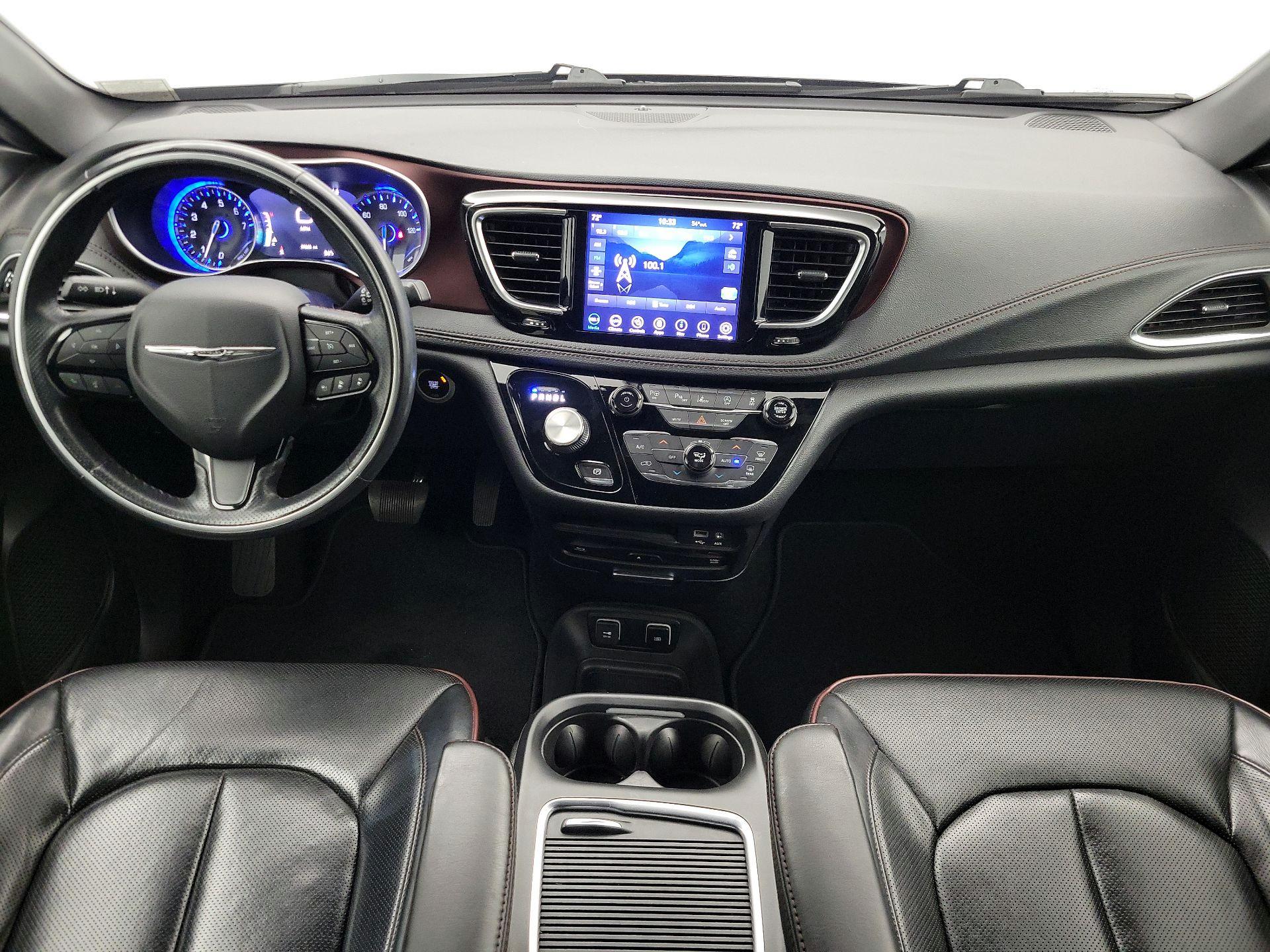 Thumbnail: 2020 Chrysler Pacifica - 9