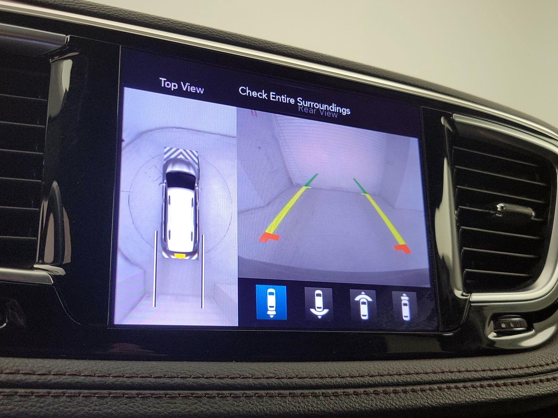 Thumbnail: 2020 Chrysler Pacifica - 15