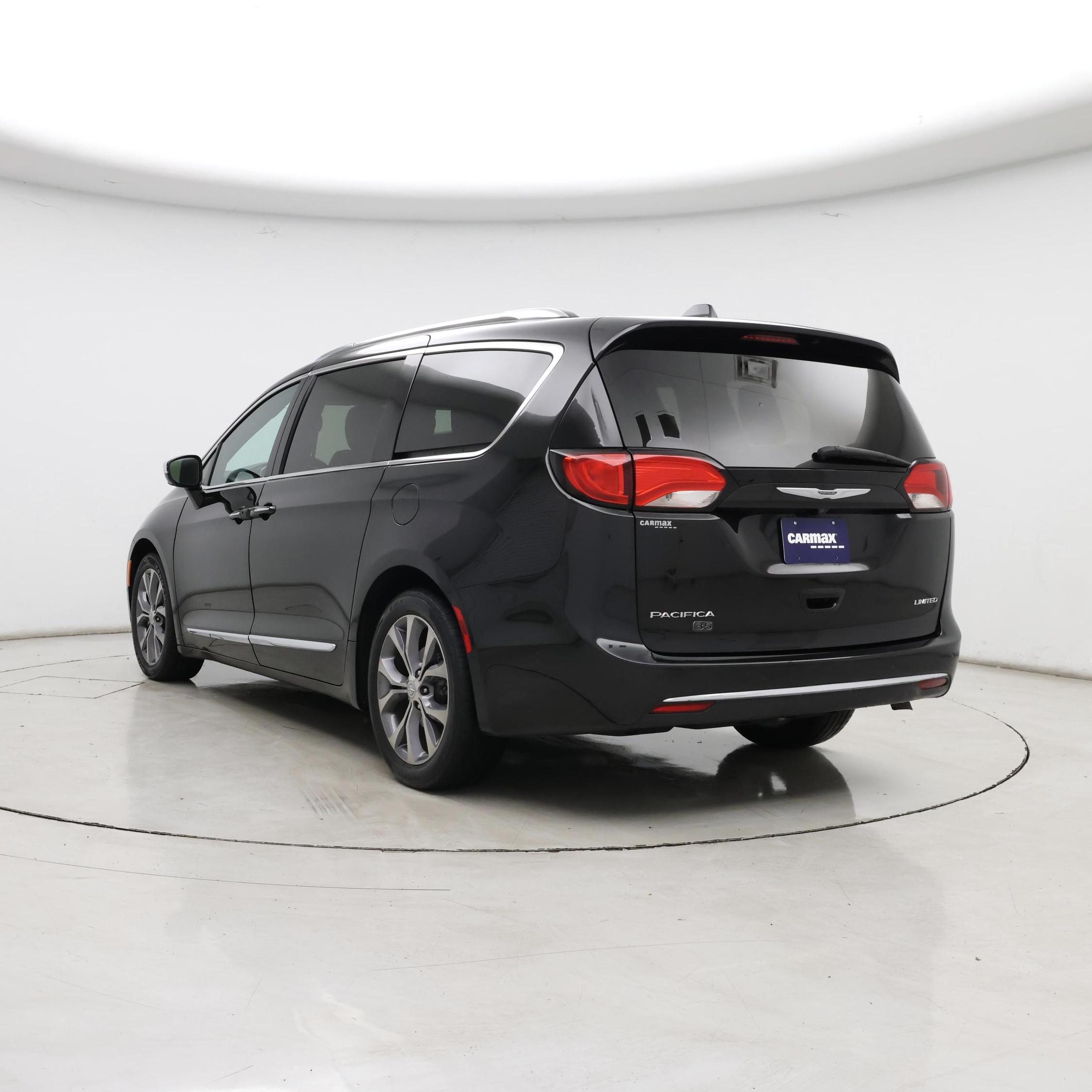 Thumbnail: 2020 Chrysler Pacifica - 2