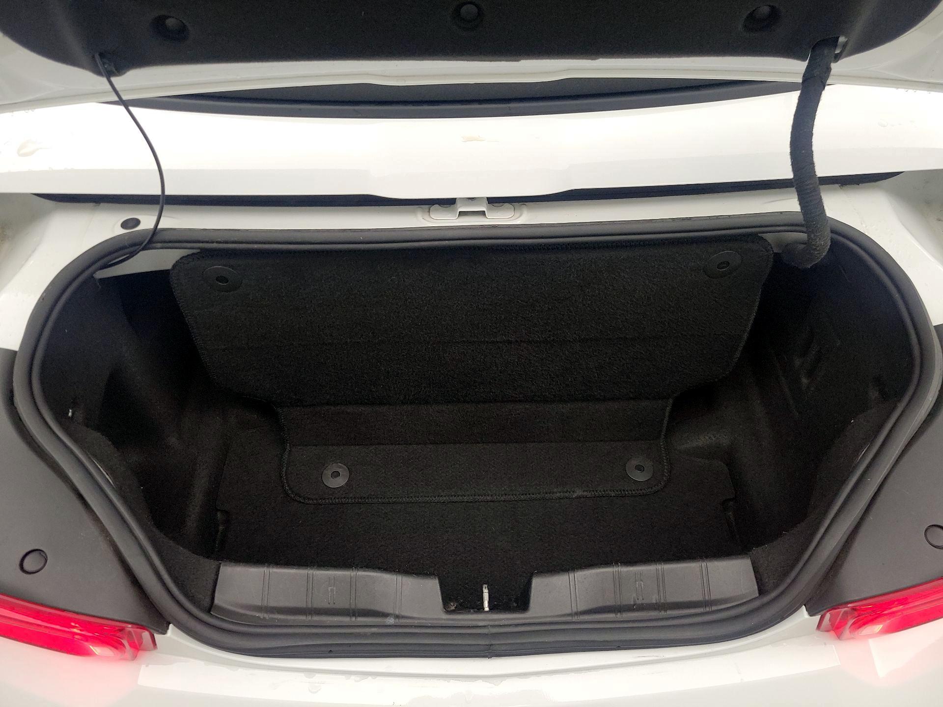 Thumbnail: 2020 Chevrolet Camaro - 20