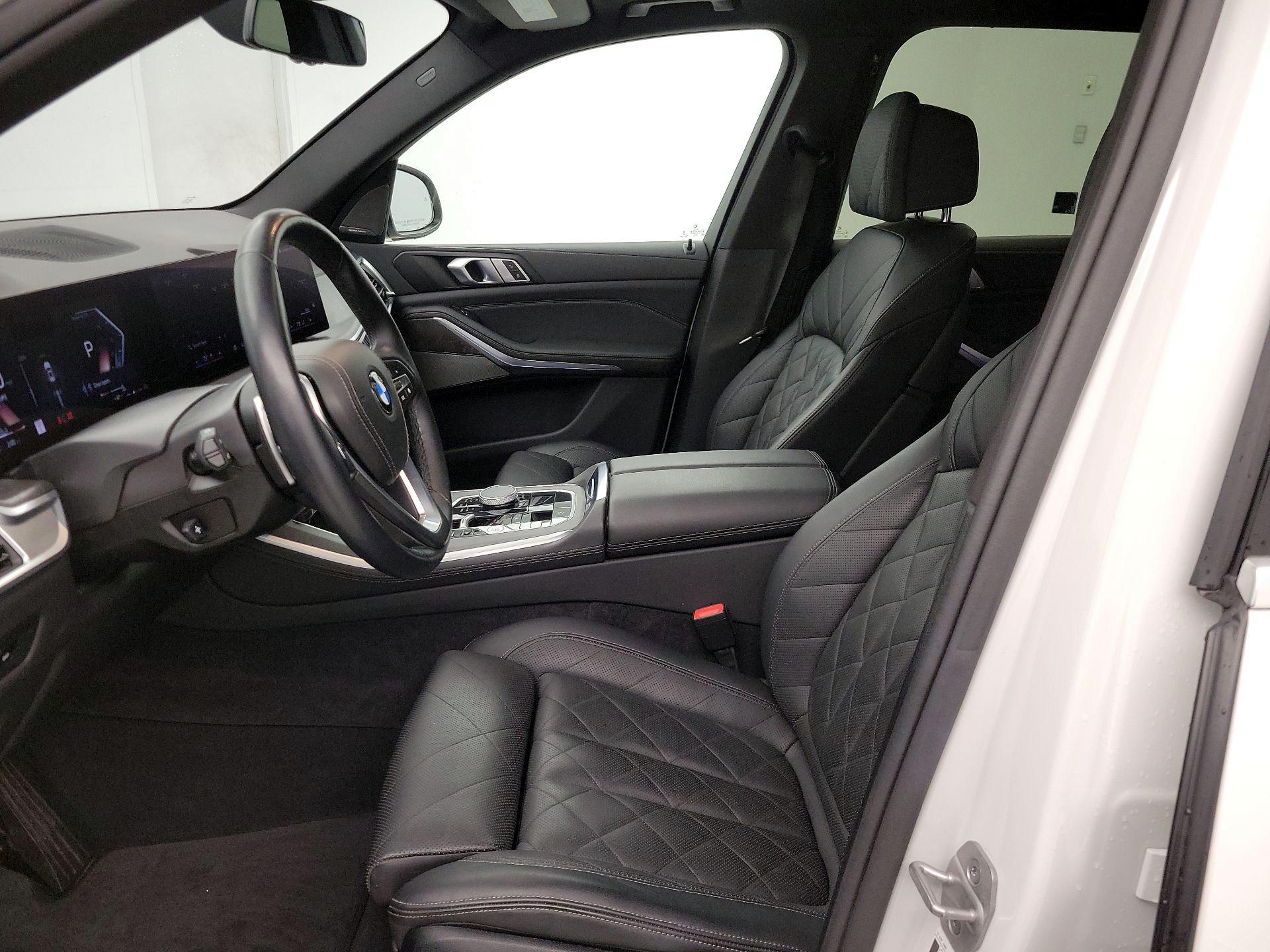 Thumbnail: 2025 BMW X5 - 11