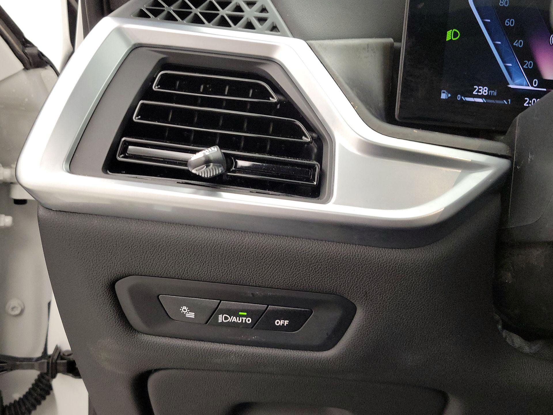 Thumbnail: 2025 BMW X5 - 13