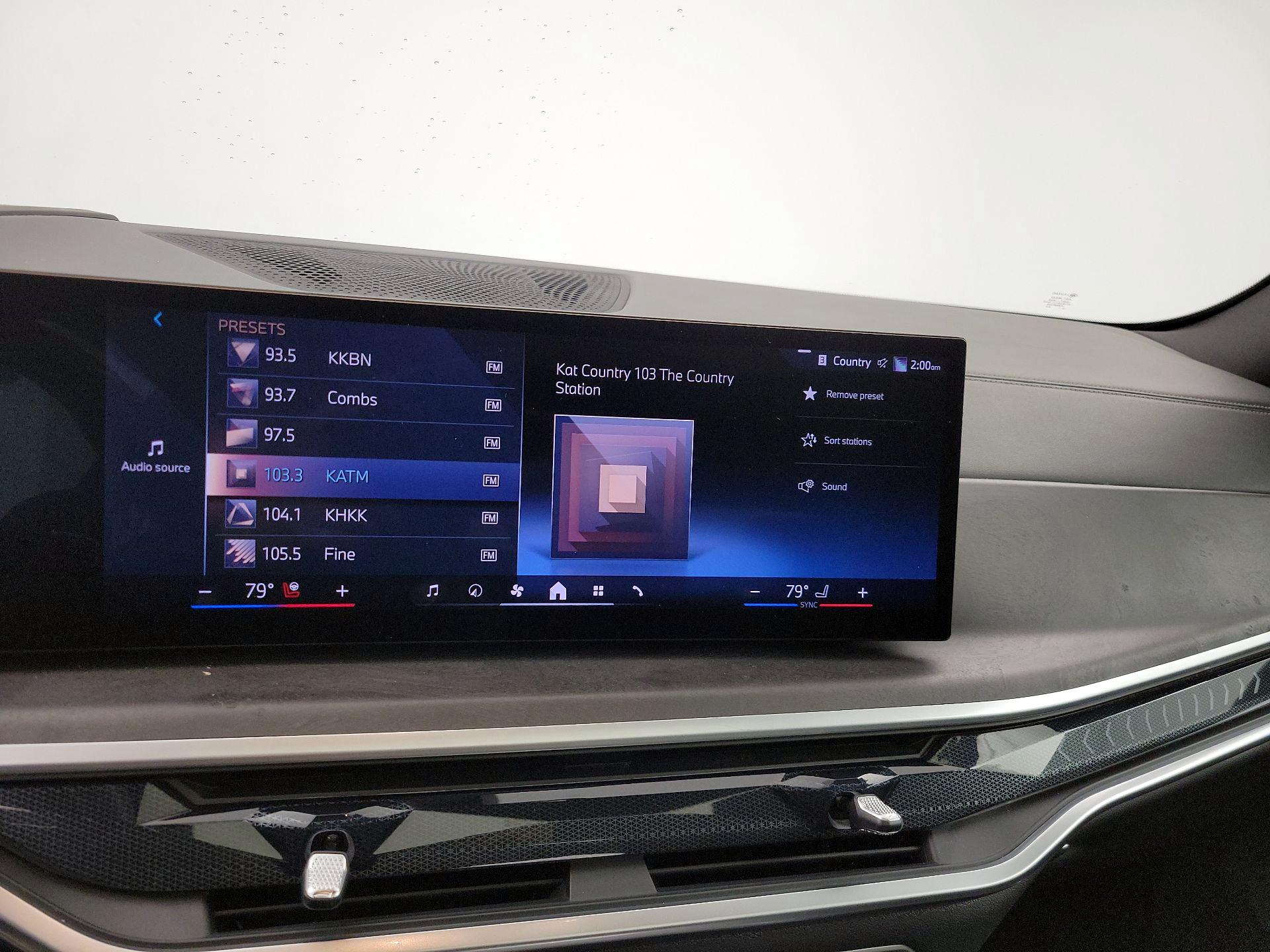 Thumbnail: 2025 BMW X5 - 16