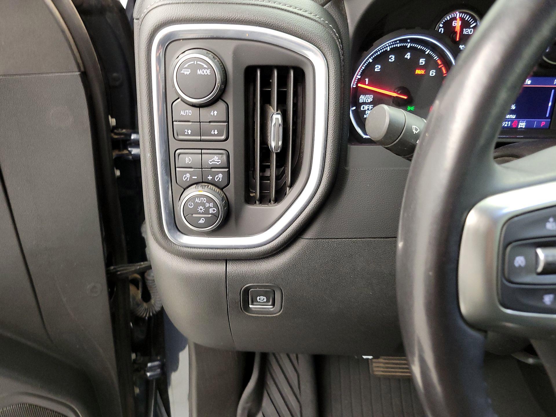 Thumbnail: 2021 Chevrolet Silverado 1500 - 13