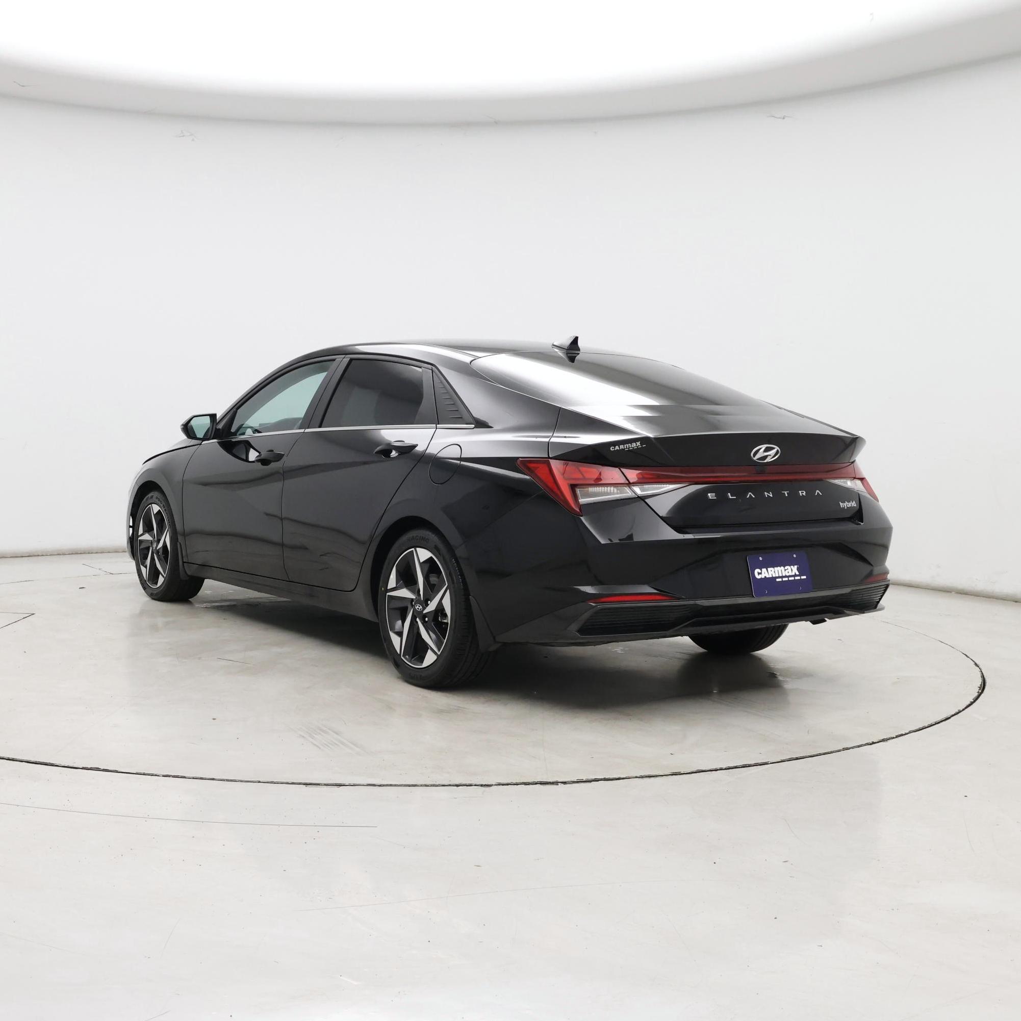 Thumbnail: 2023 Hyundai Elantra - 2