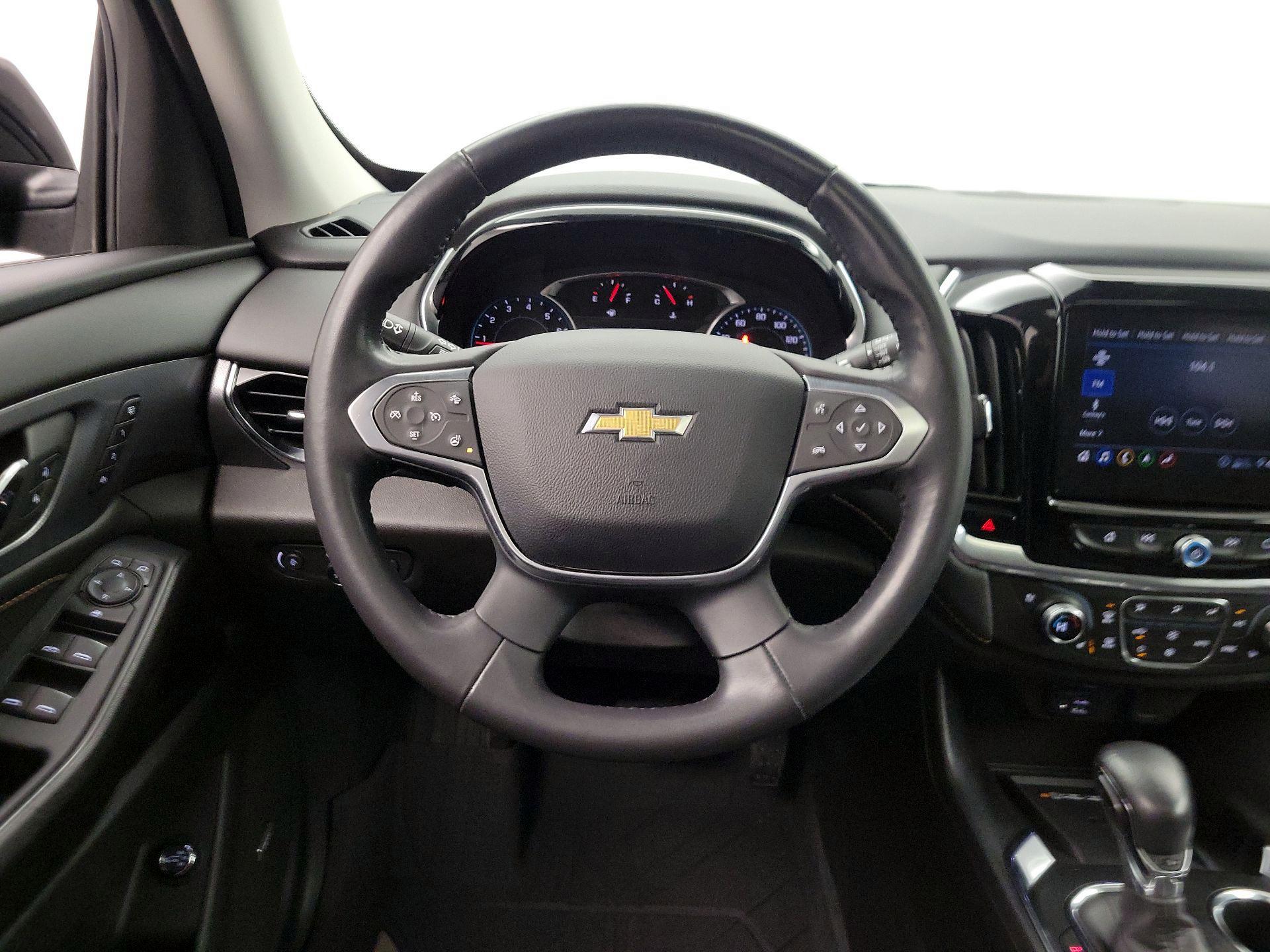 Thumbnail: 2021 Chevrolet Traverse - 10