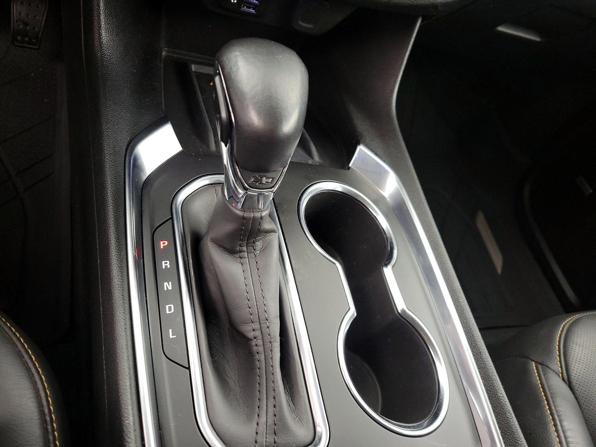 Thumbnail: 2021 Chevrolet Traverse - 17