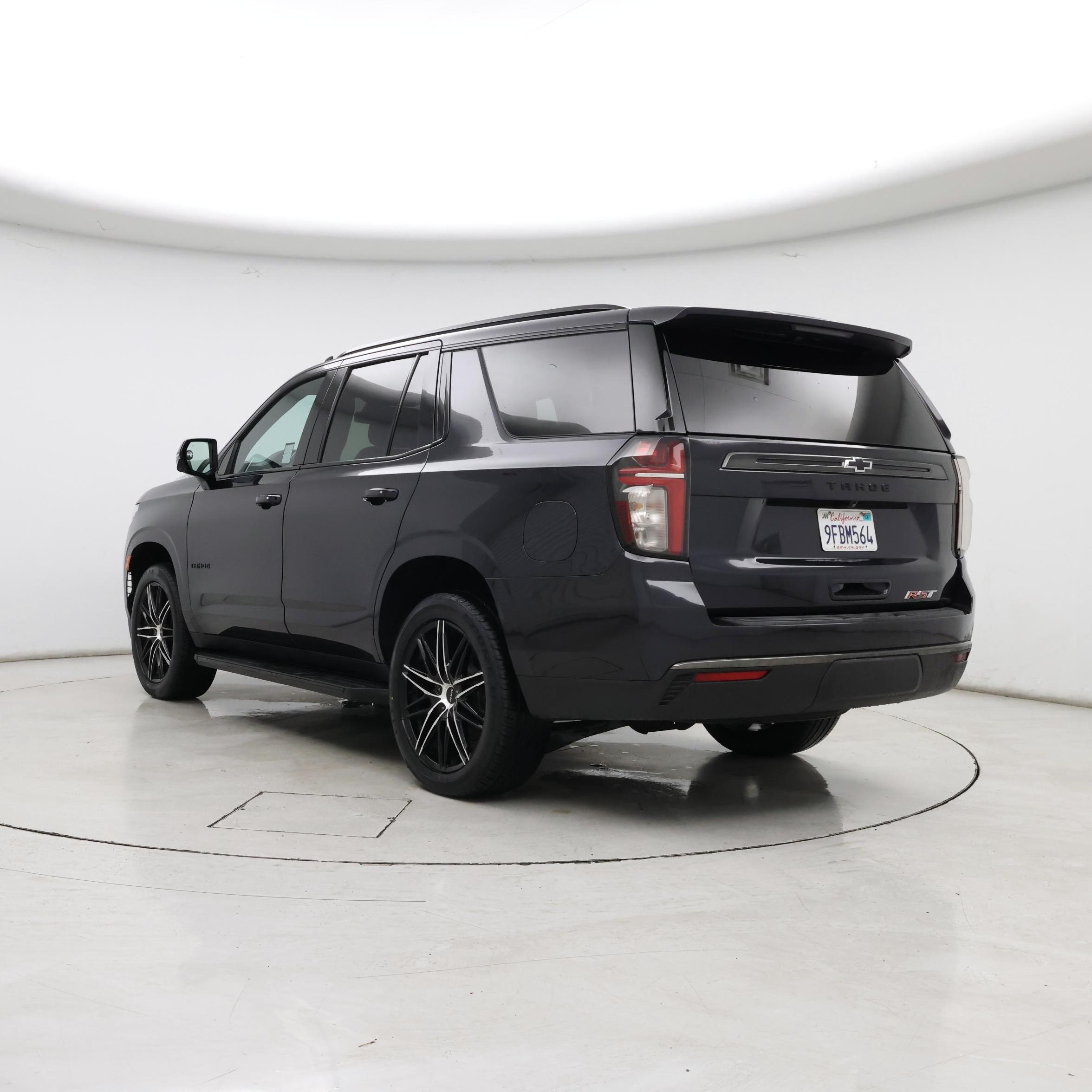 Thumbnail: 2022 Chevrolet Tahoe - 2