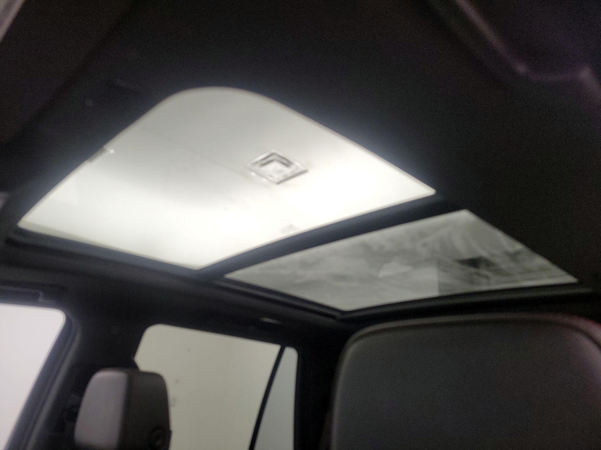 Thumbnail: 2022 Chevrolet Tahoe - 19