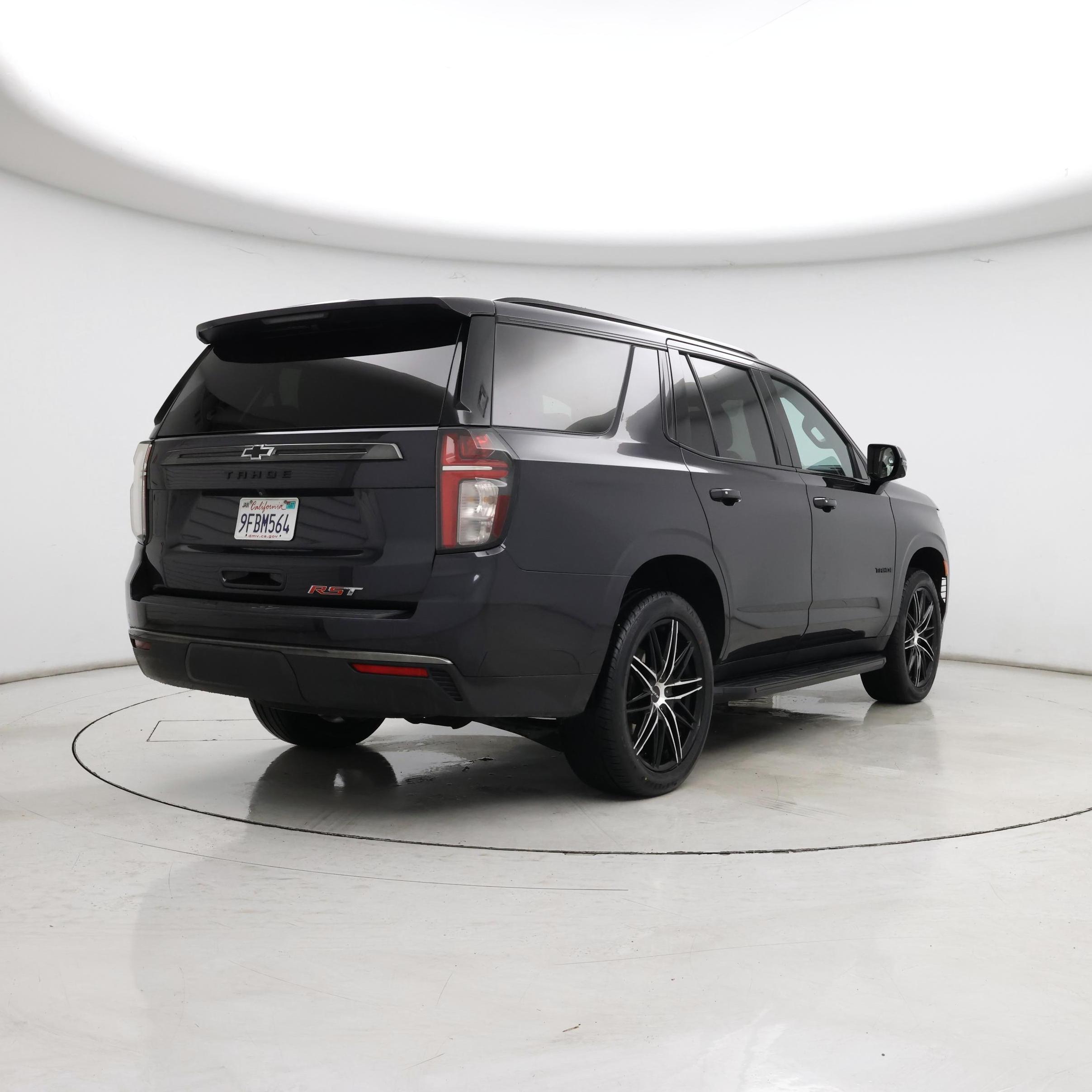 Thumbnail: 2022 Chevrolet Tahoe - 8