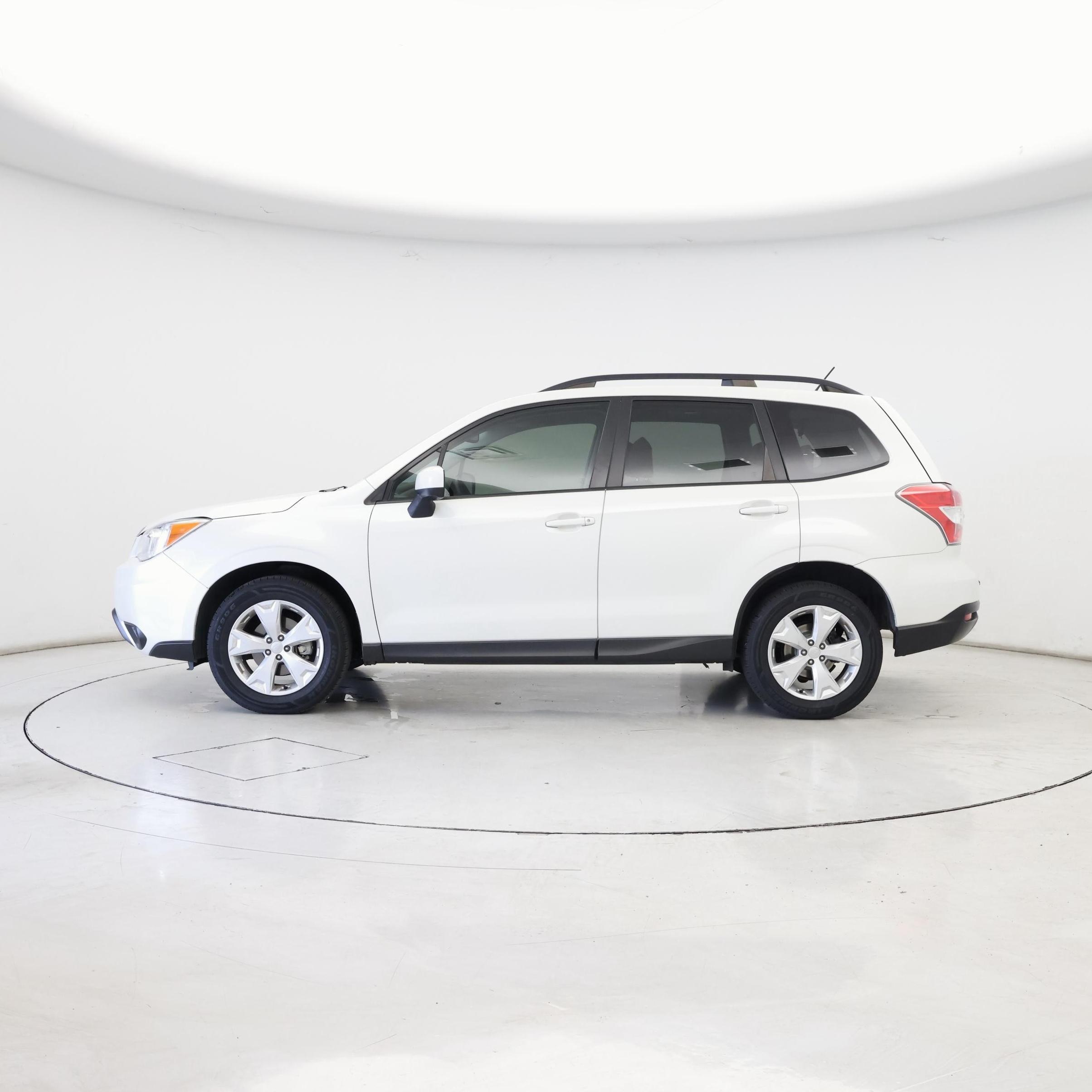 Thumbnail: 2015 Subaru Forester - 3