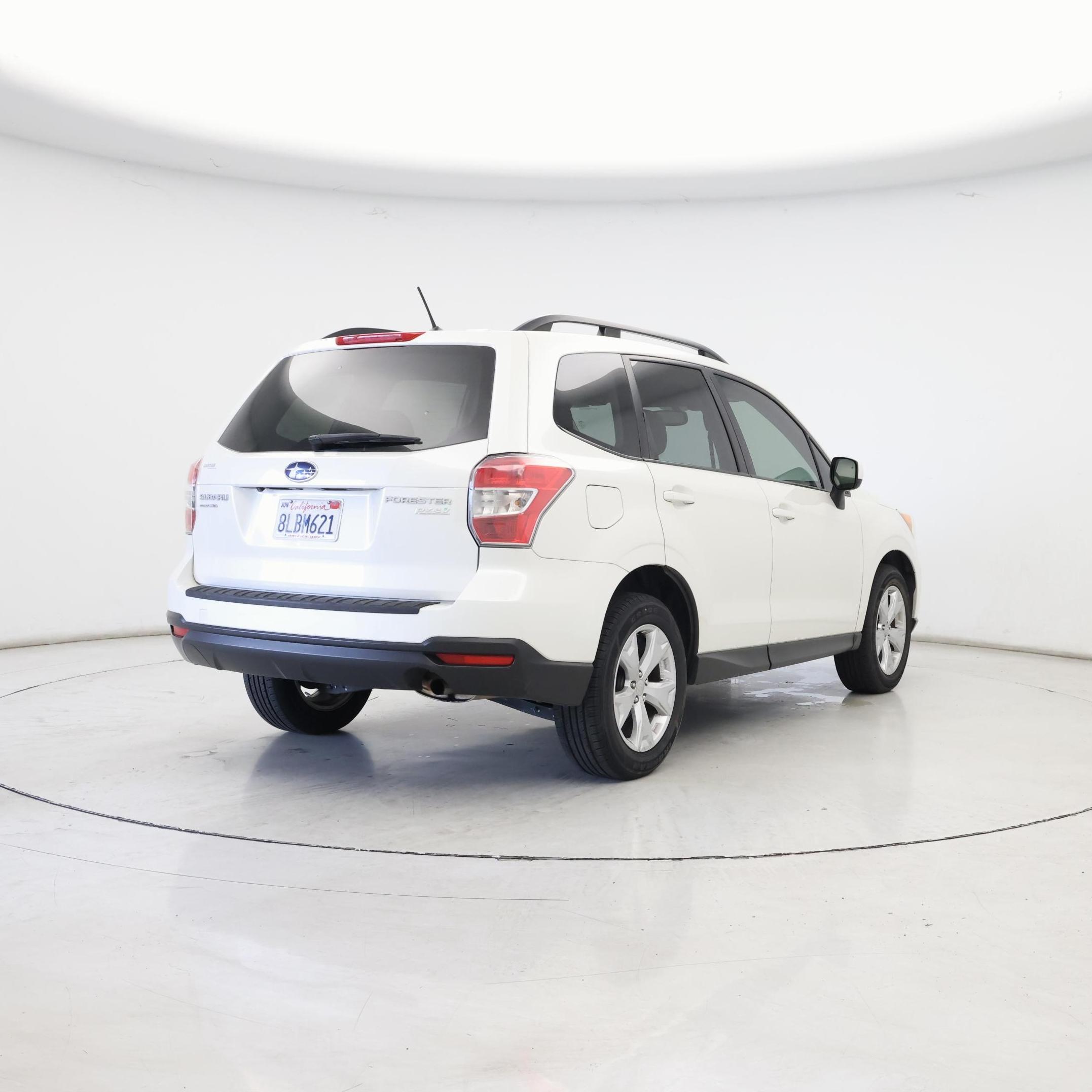 Thumbnail: 2015 Subaru Forester - 8