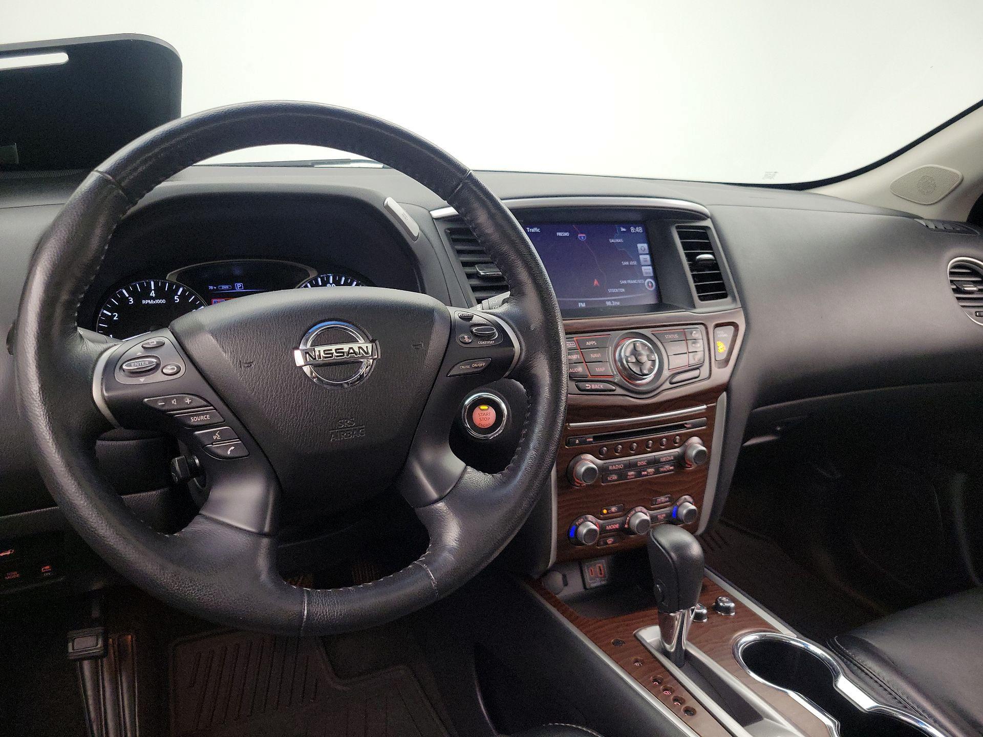Thumbnail: 2020 Nissan Pathfinder - 9