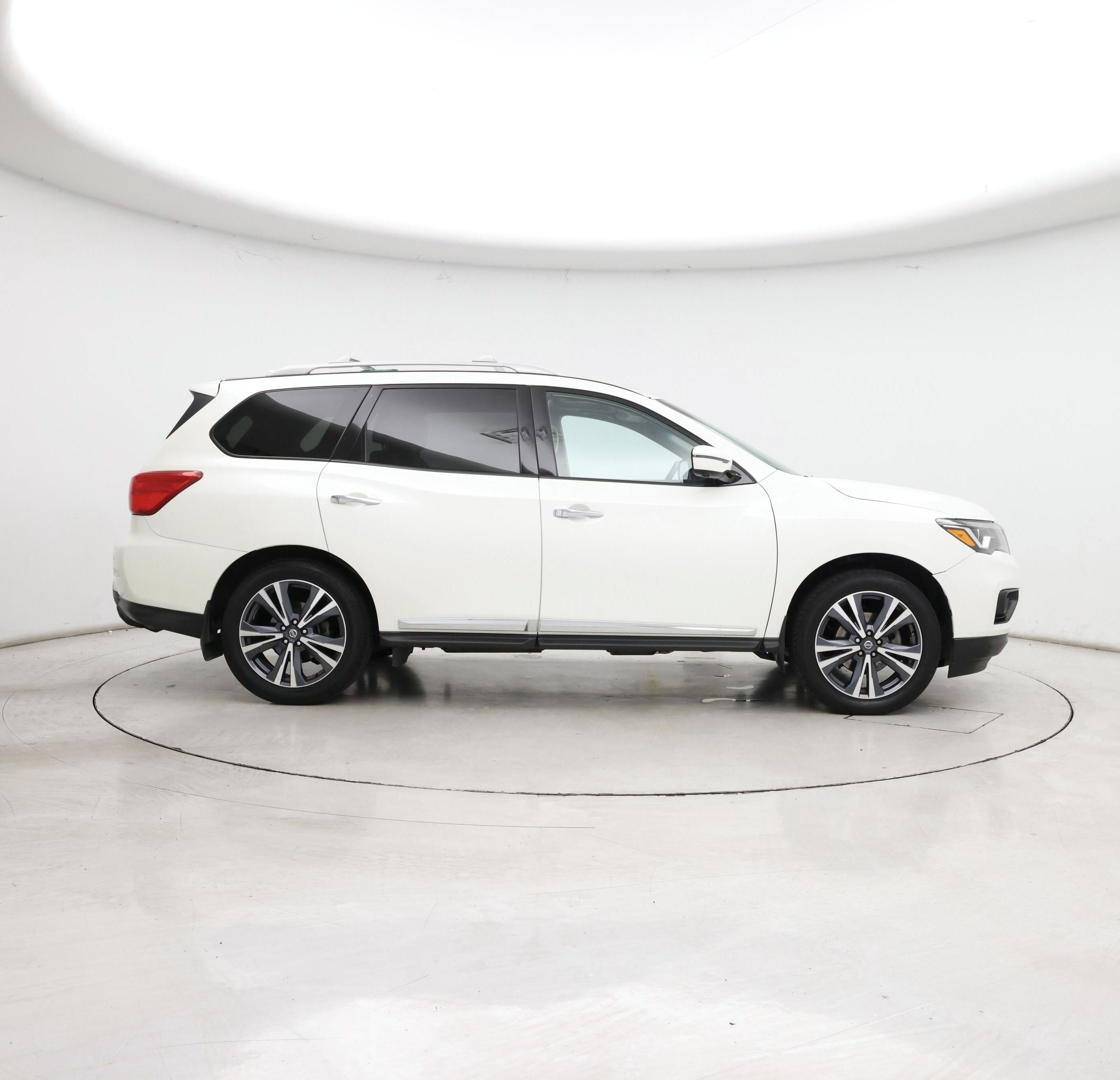 Thumbnail: 2020 Nissan Pathfinder - 7