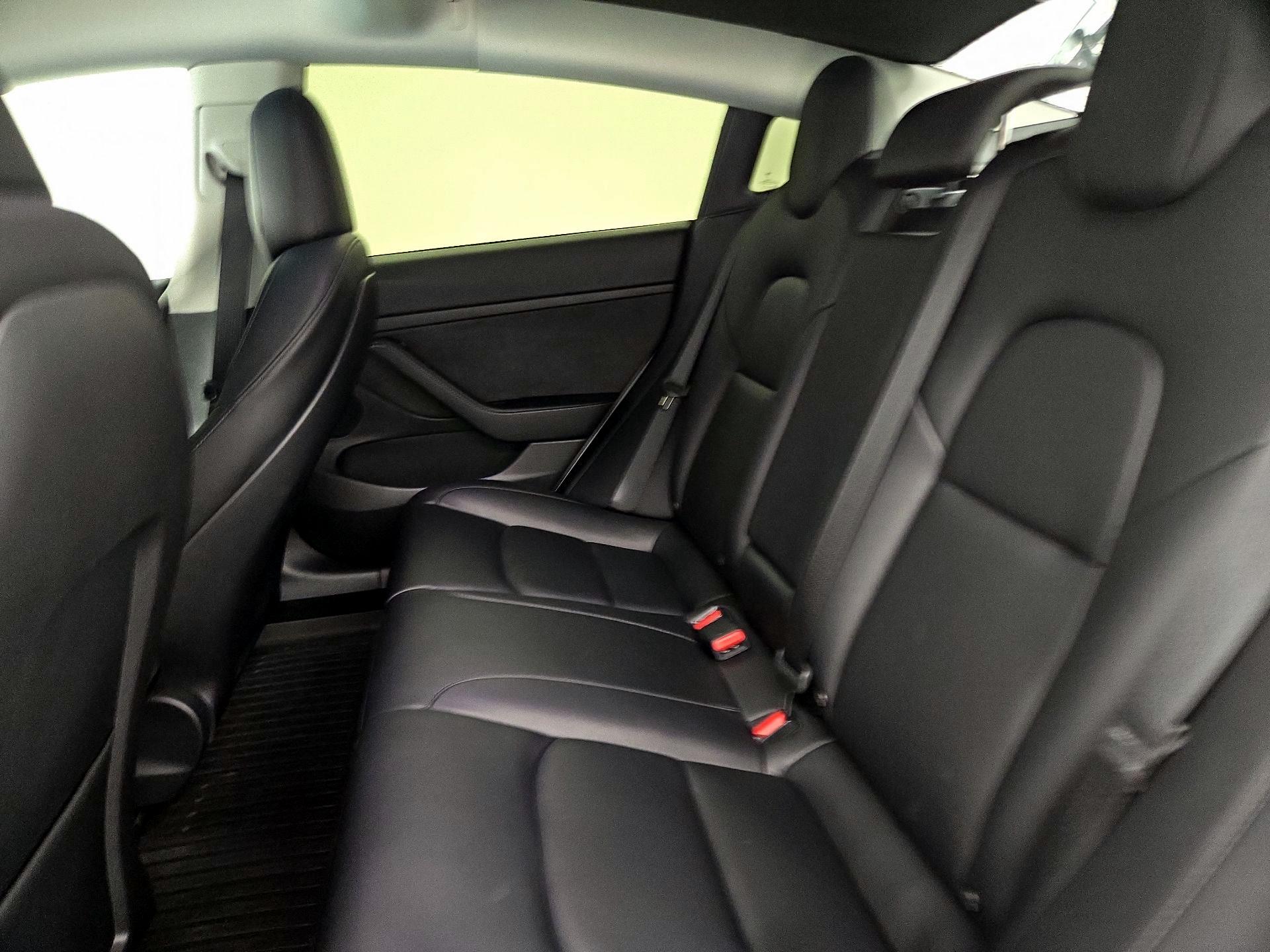 Thumbnail: 2022 Tesla Model 3 - 18
