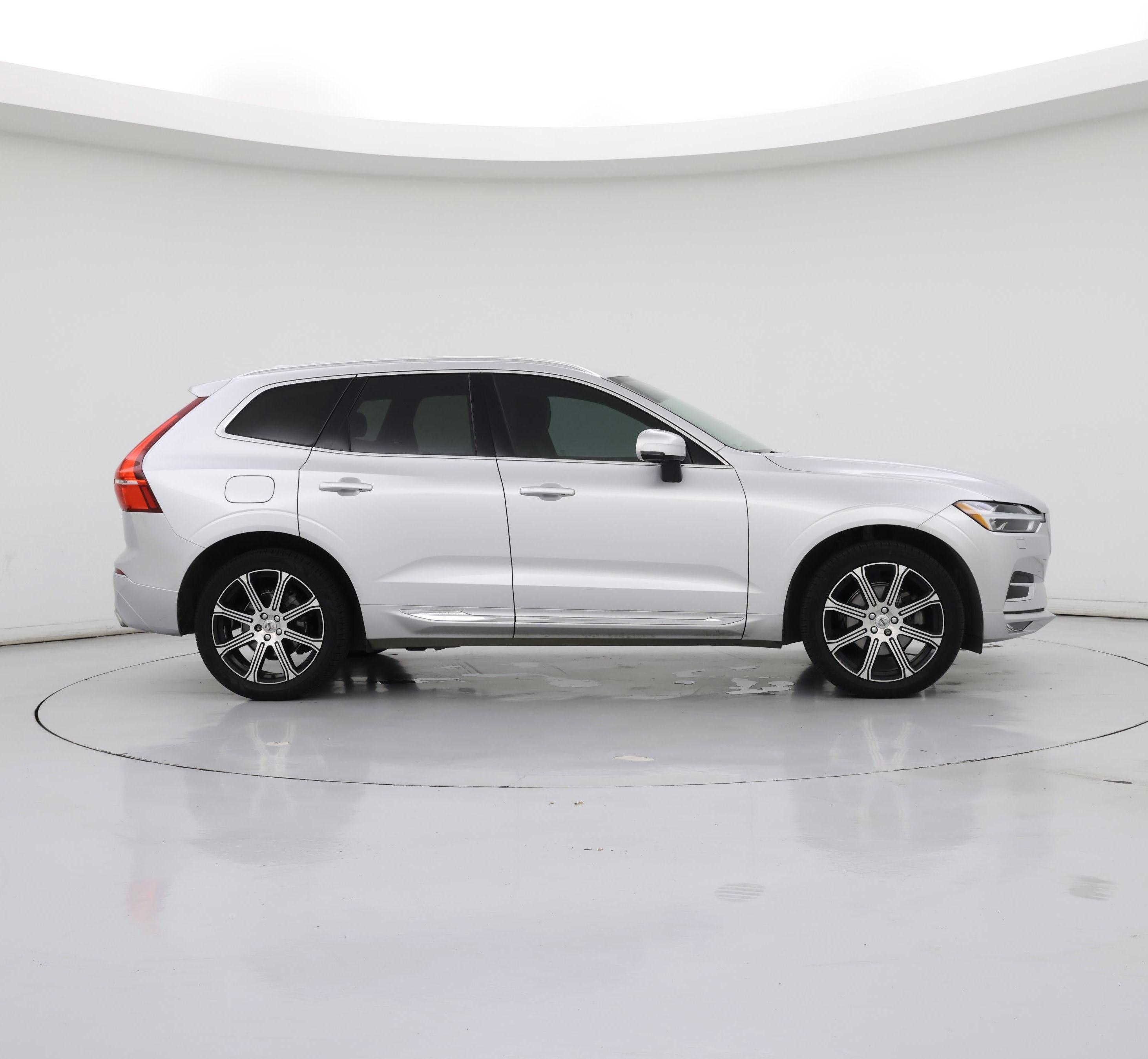 Thumbnail: 2020 Volvo XC60 - 7