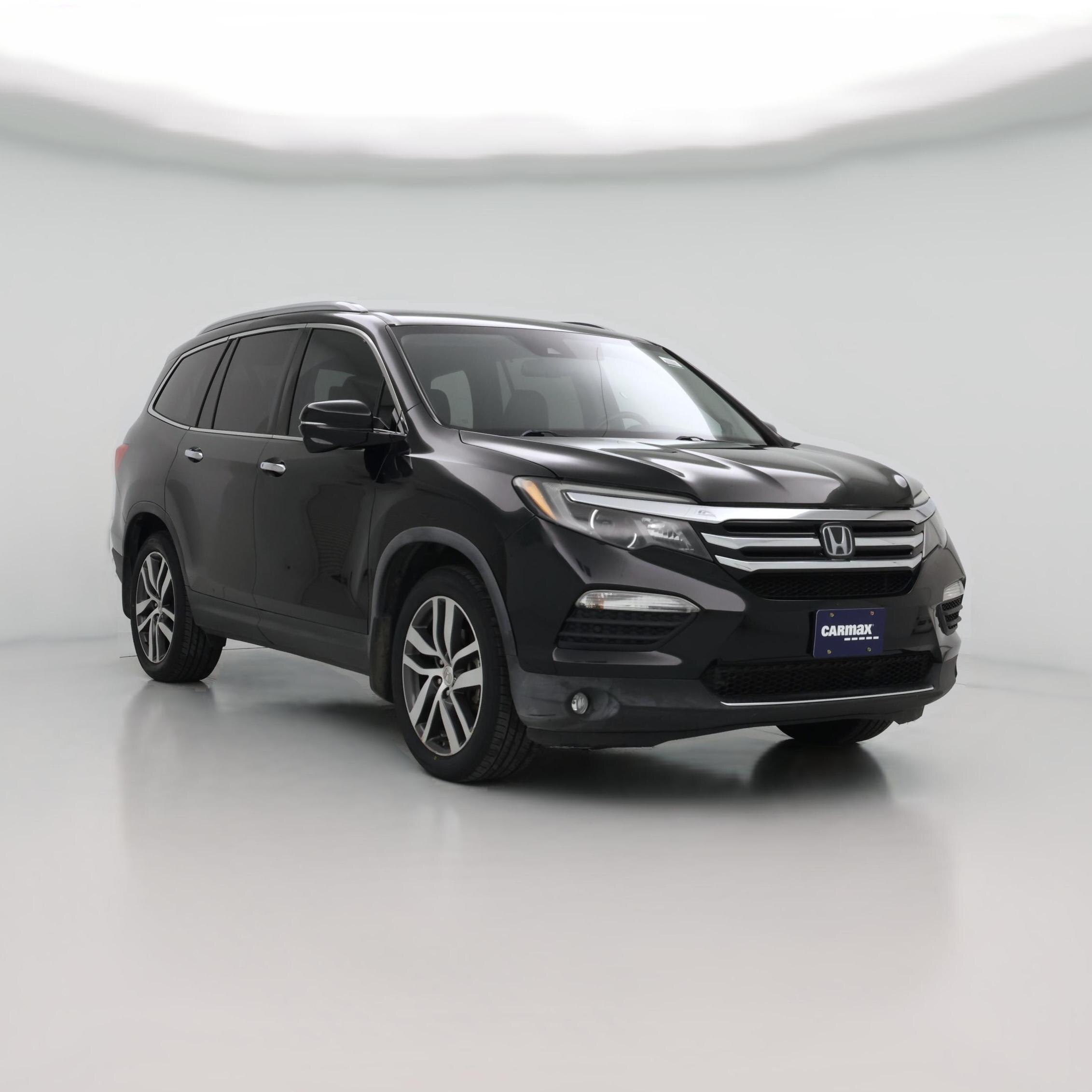 Thumbnail: 2017 Honda Pilot - 1