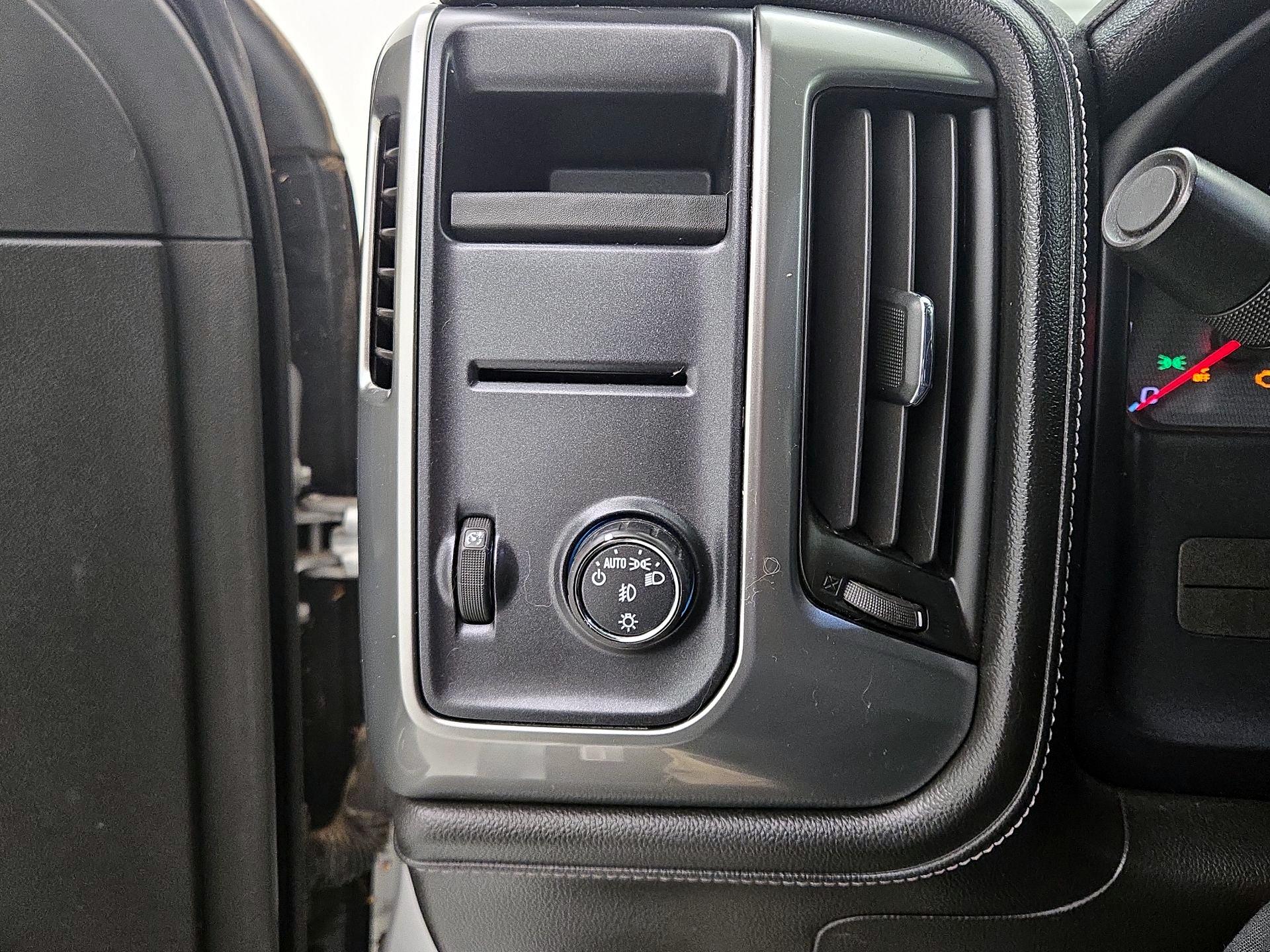 Thumbnail: 2014 Chevrolet Silverado 1500 - 13