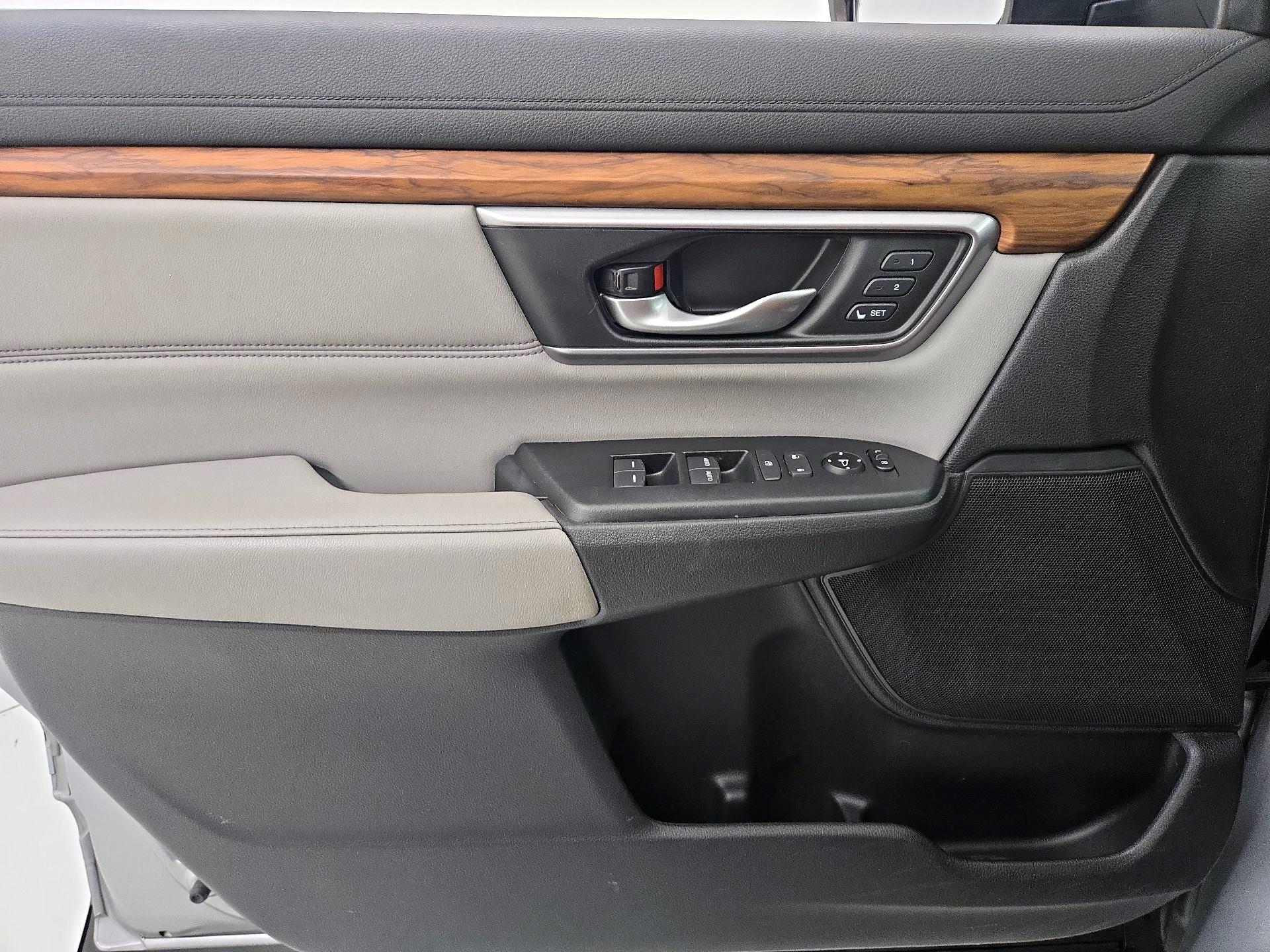 Thumbnail: 2017 Honda CR-V - 12
