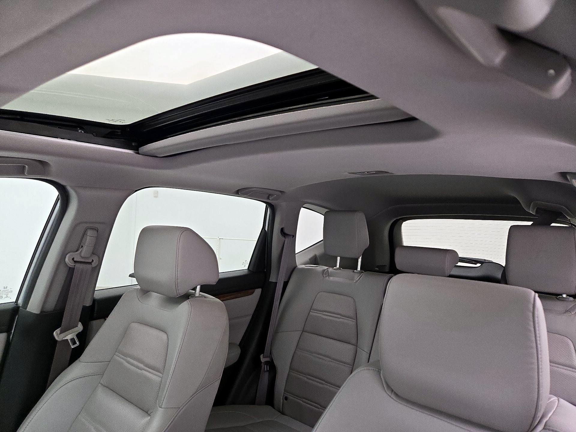Thumbnail: 2017 Honda CR-V - 18