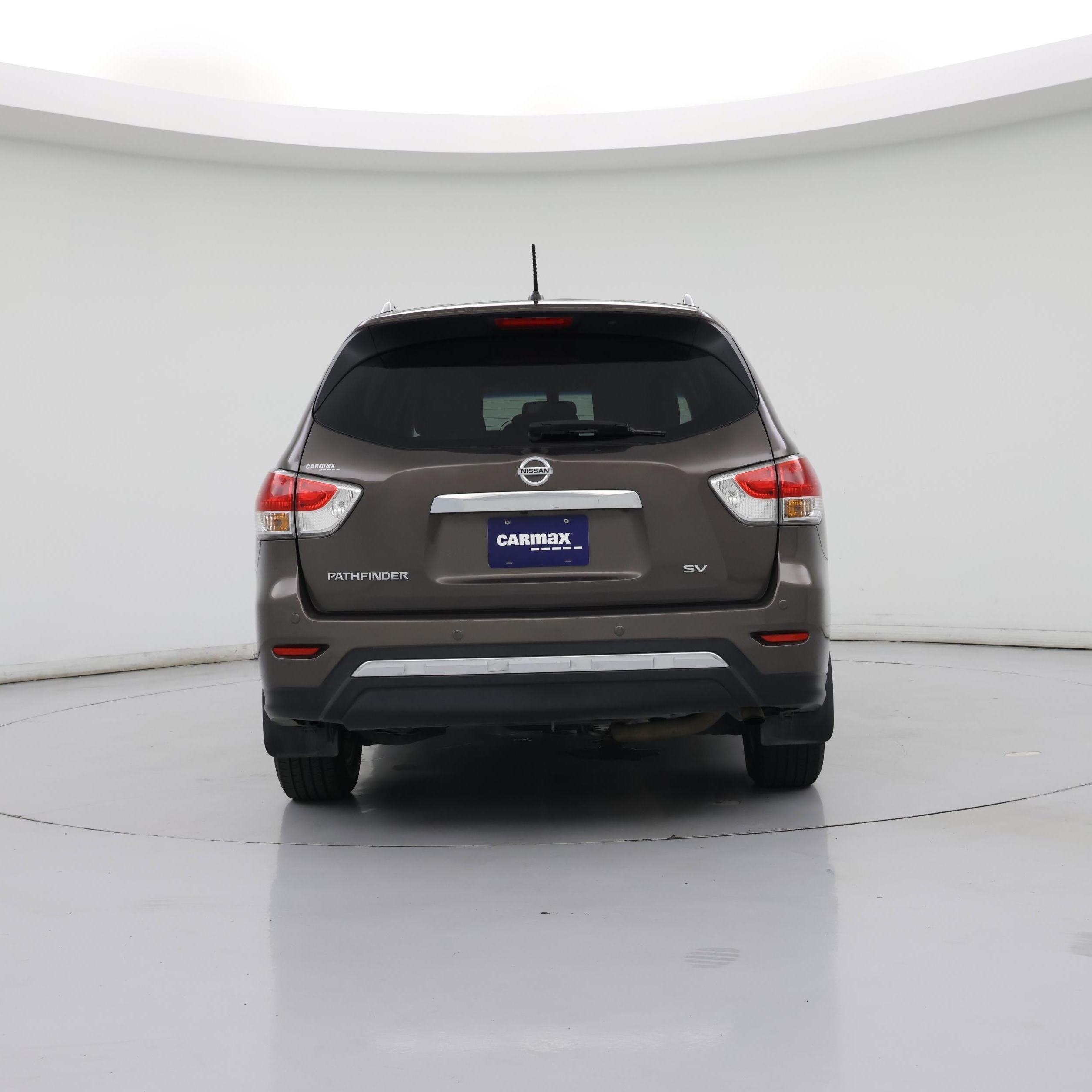 Thumbnail: 2015 Nissan Pathfinder - 6