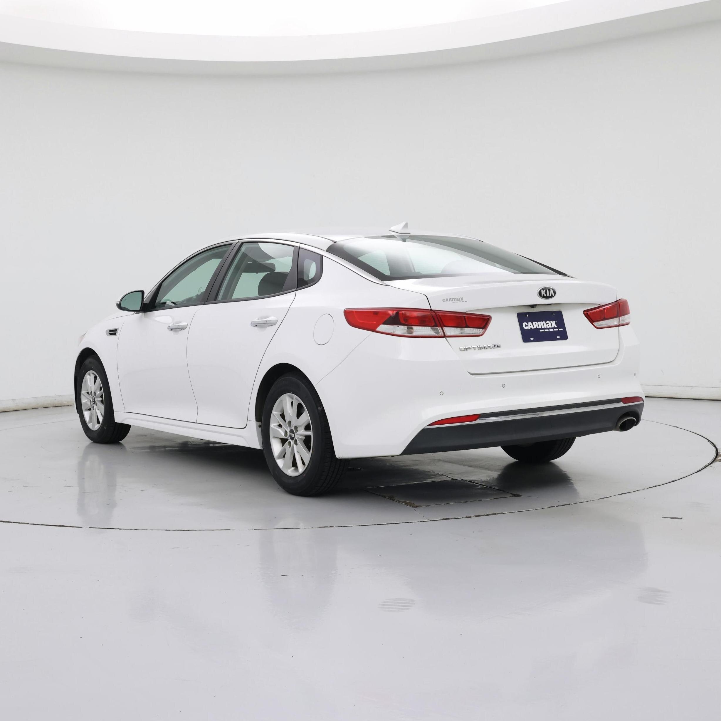 Thumbnail: 2018 Kia Optima - 2