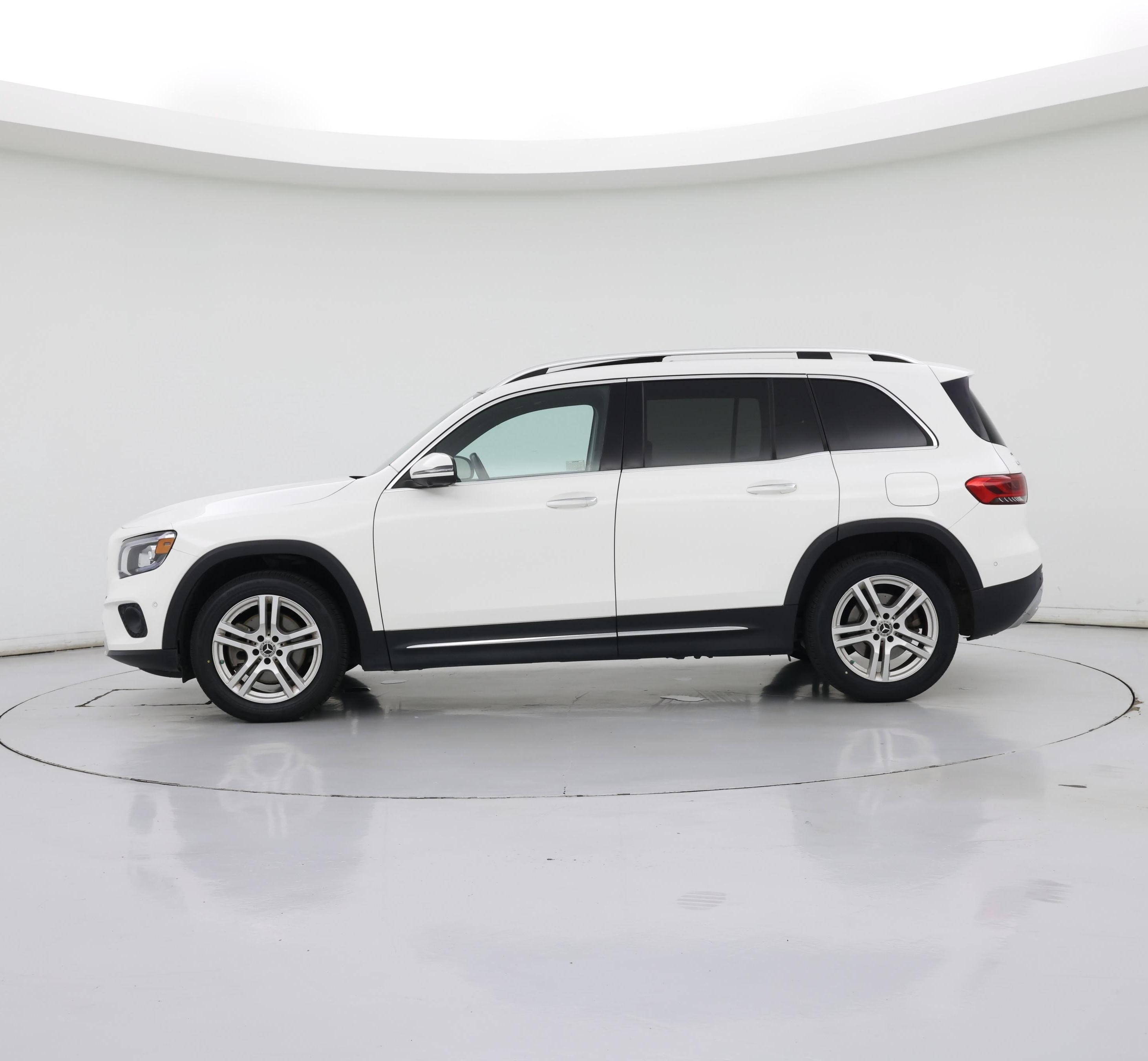 Thumbnail: 2020 Mercedes-Benz GLB - 3