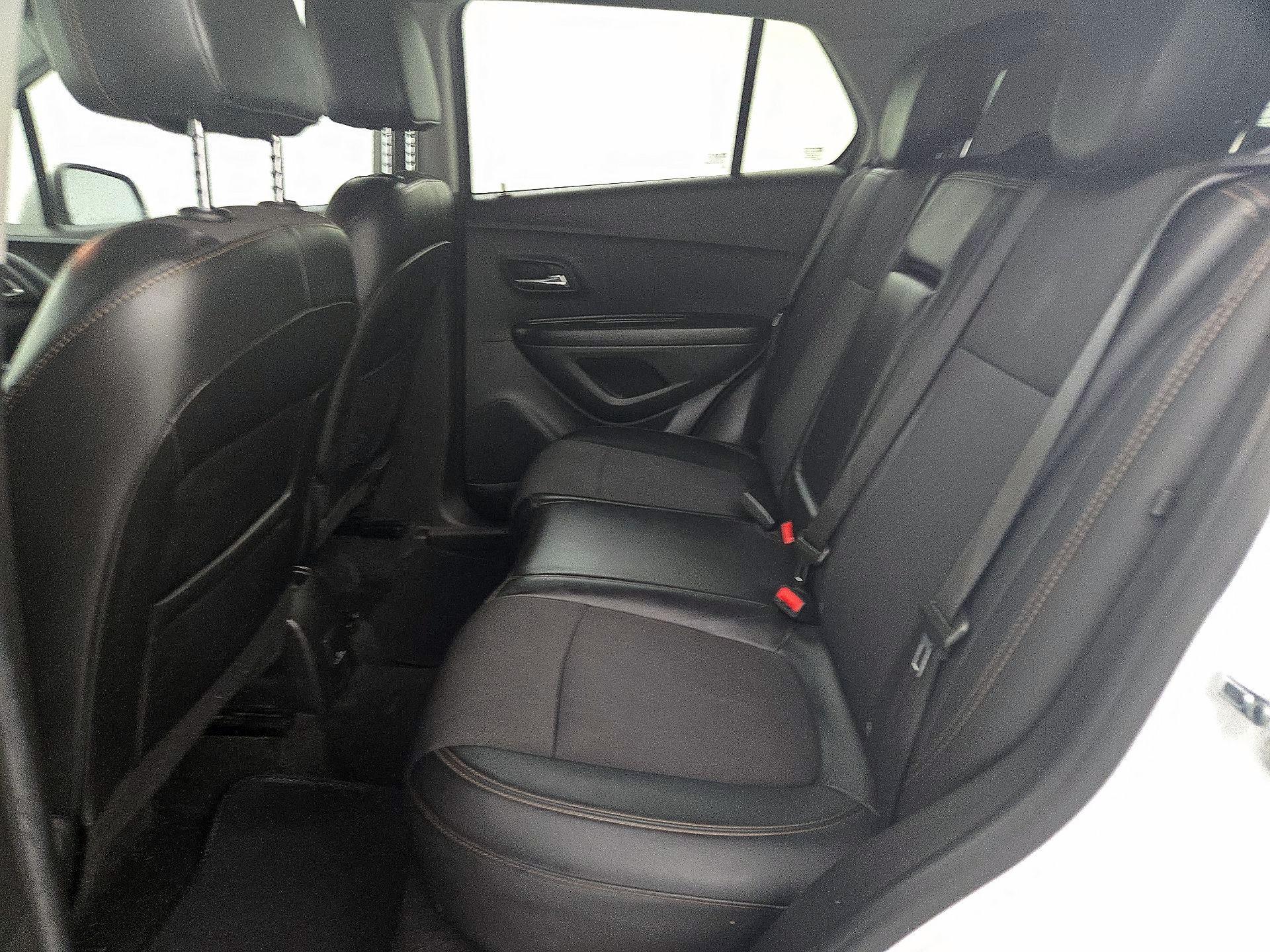 Thumbnail: 2021 Chevrolet Trax - 19