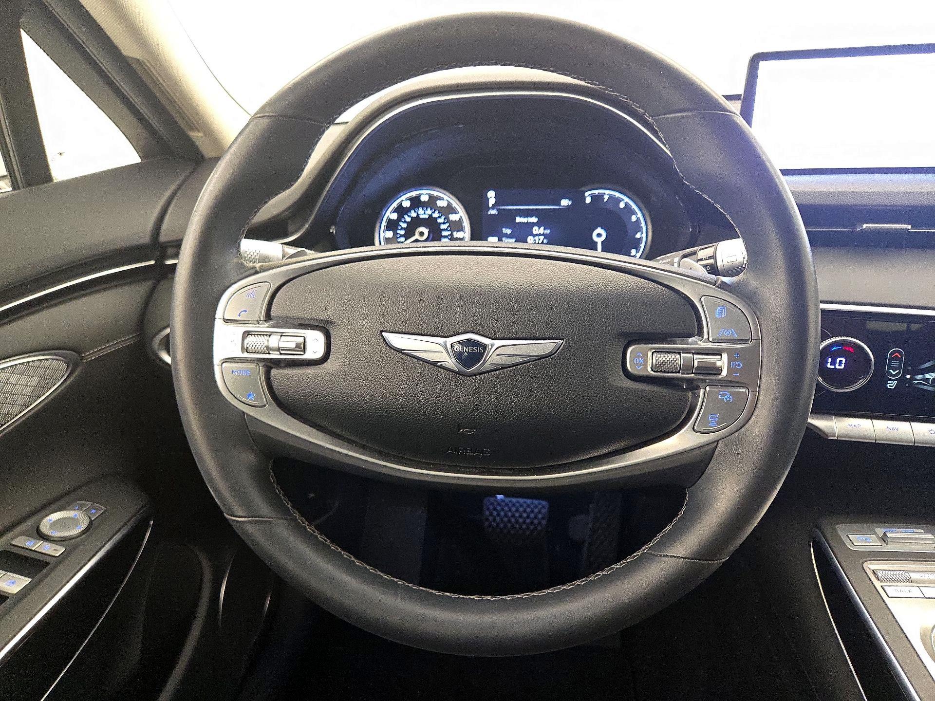 Thumbnail: 2023 Genesis GV70 - 10