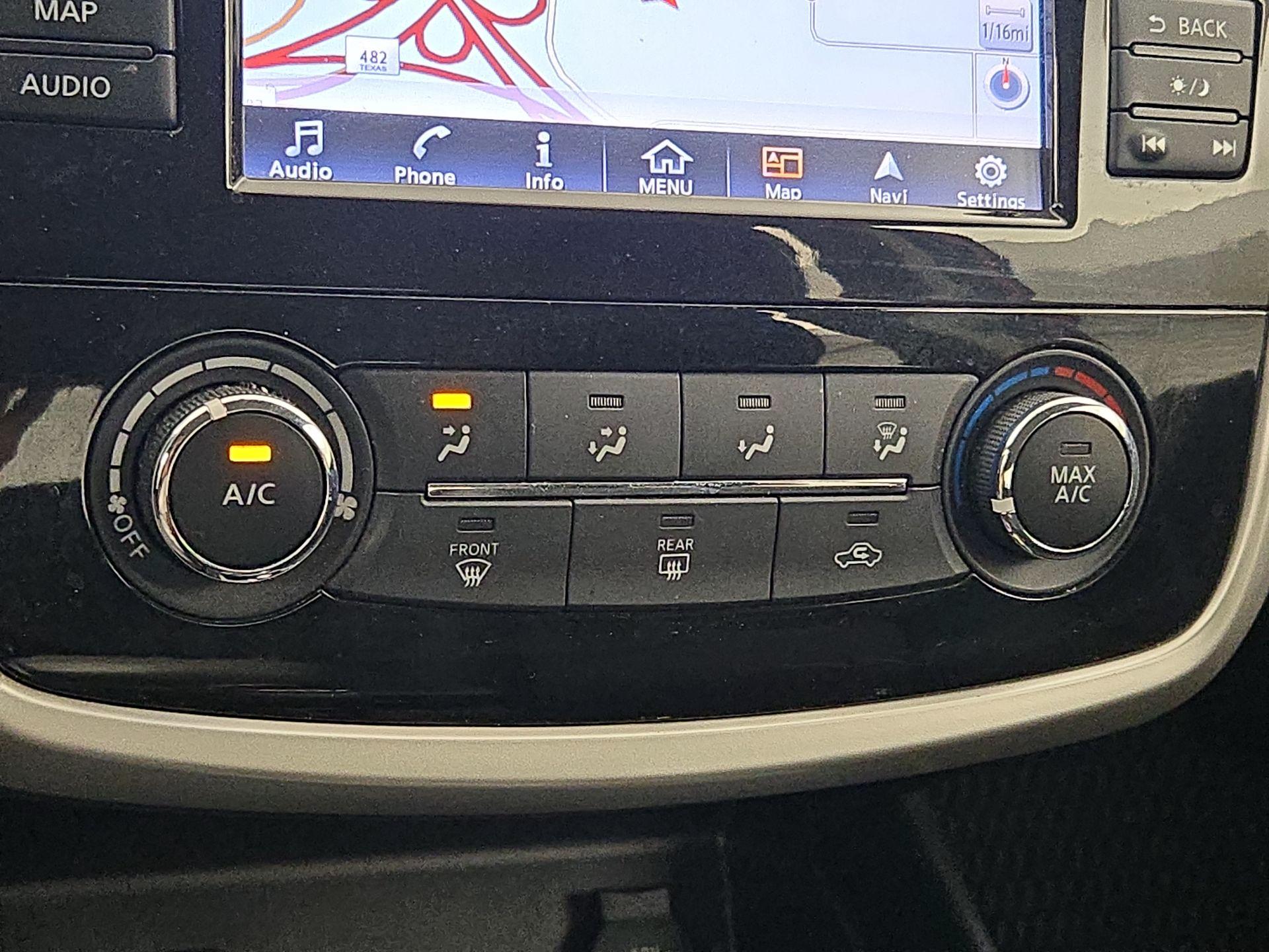 Thumbnail: 2018 Nissan Altima - 17