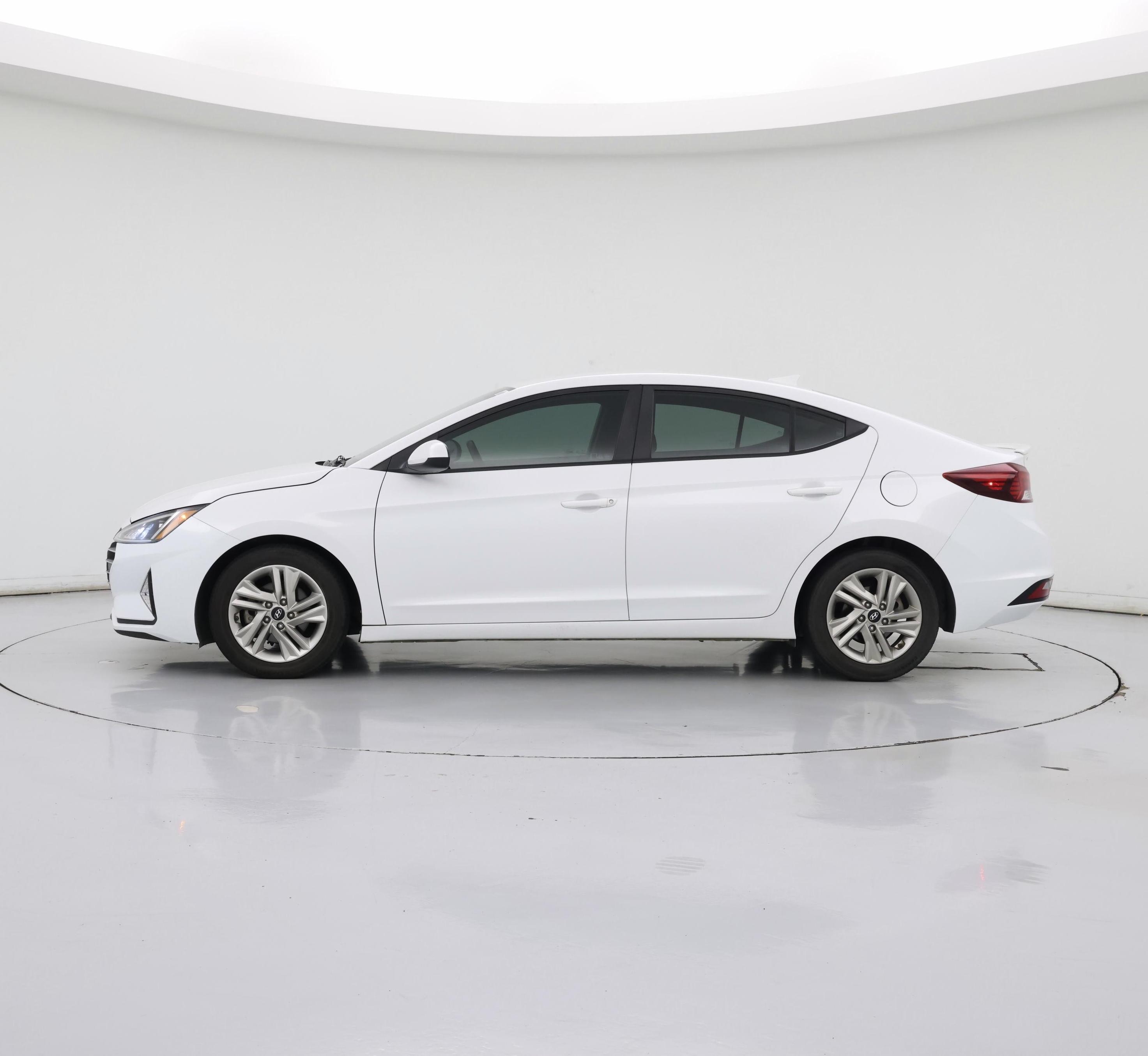 Thumbnail: 2020 Hyundai Elantra - 3