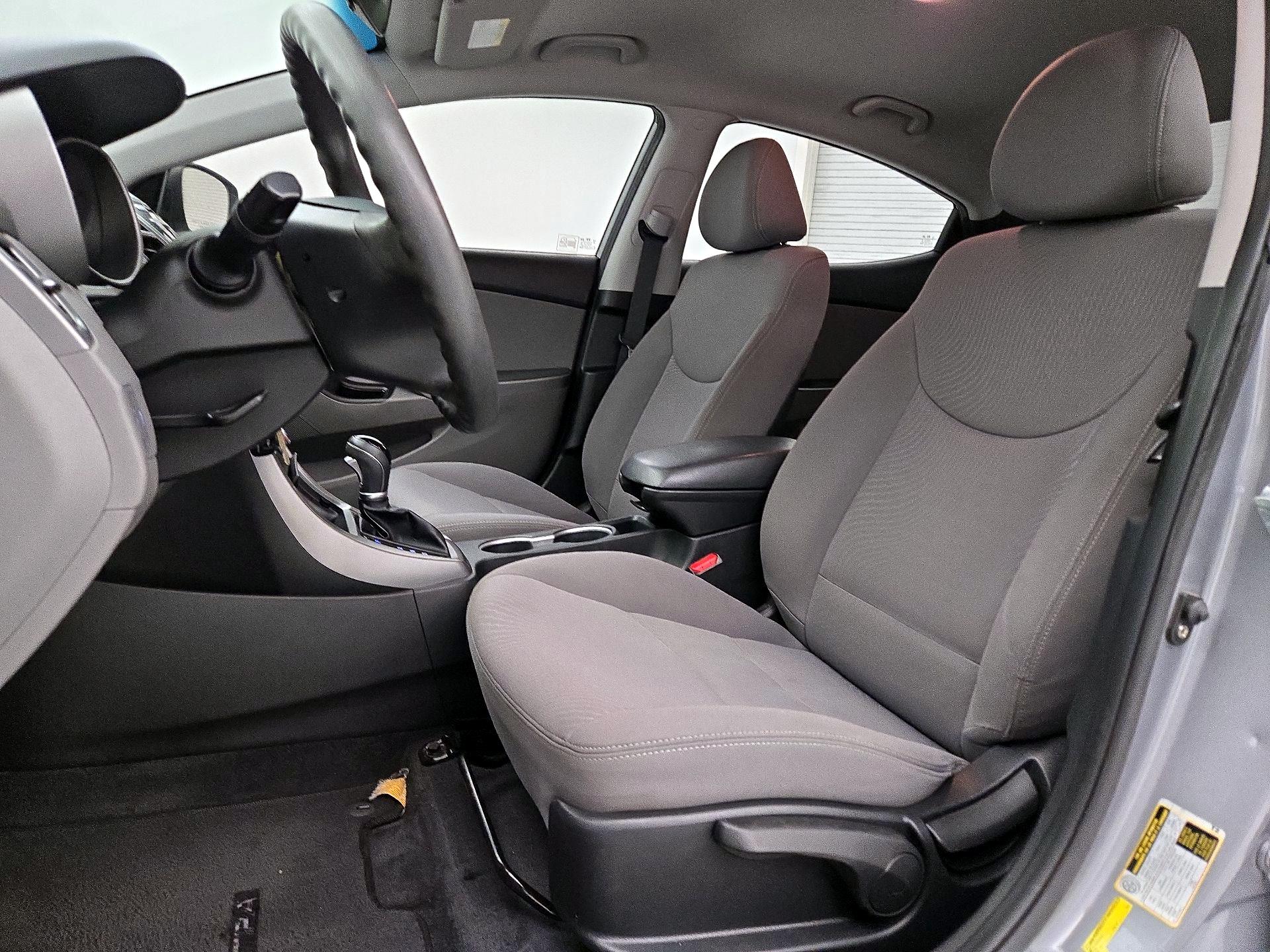 Thumbnail: 2015 Hyundai Elantra - 11
