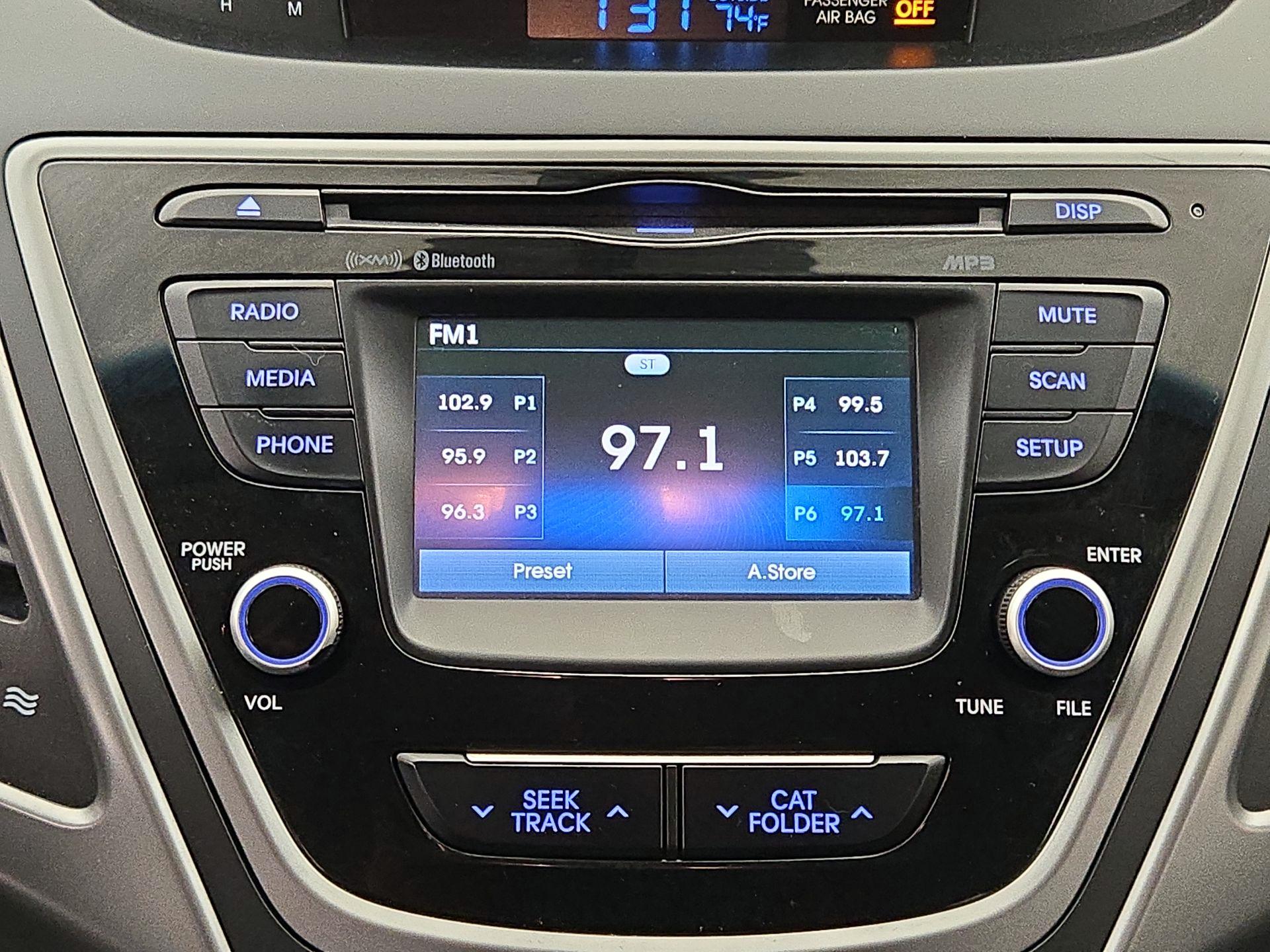 Thumbnail: 2015 Hyundai Elantra - 15
