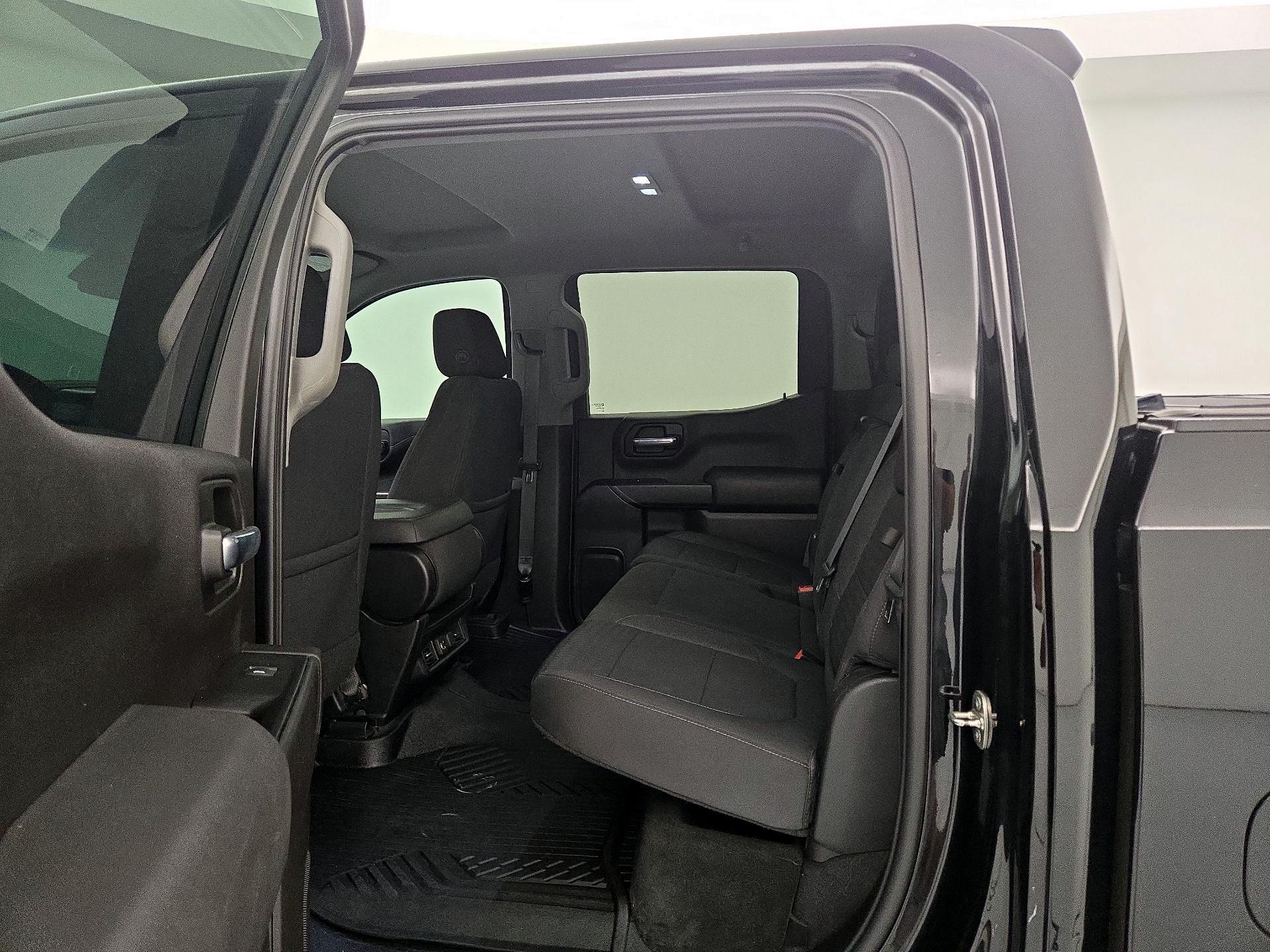 Thumbnail: 2021 Chevrolet Silverado 1500 - 19