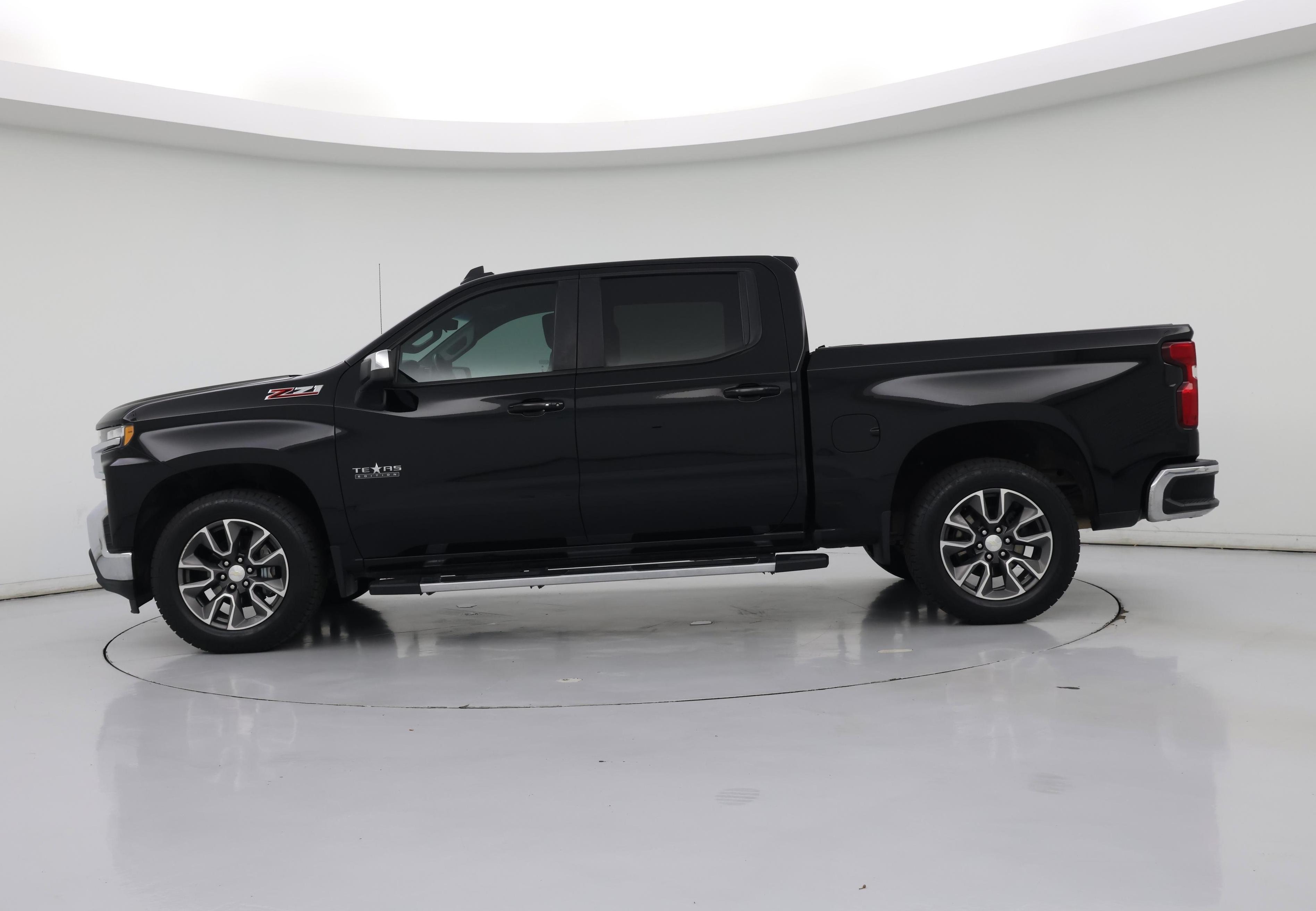 Thumbnail: 2021 Chevrolet Silverado 1500 - 3