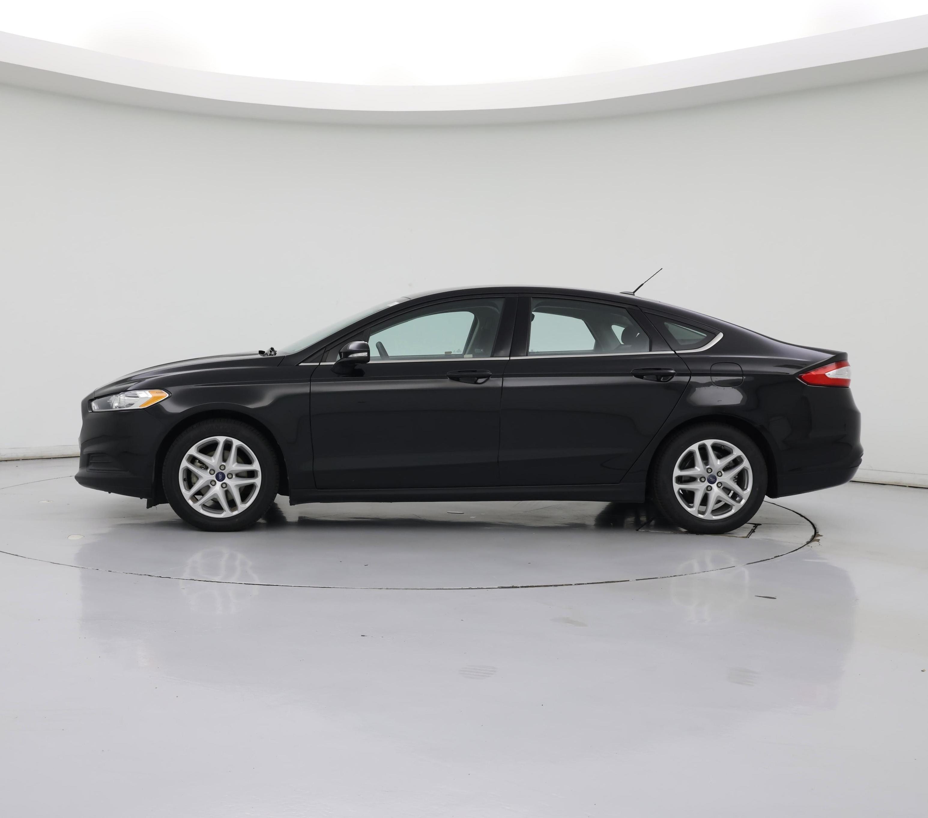 Thumbnail: 2014 Ford Fusion - 3